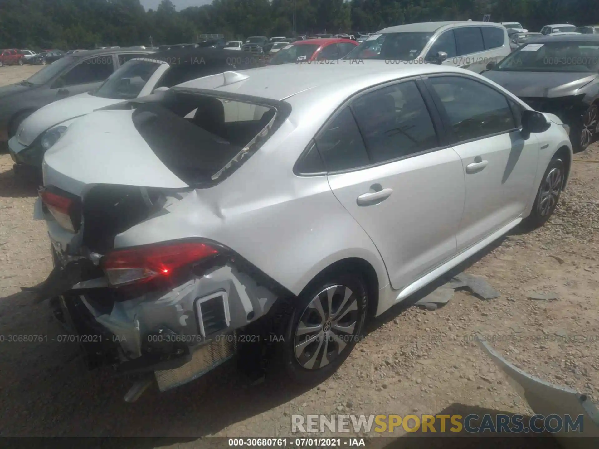 4 Photograph of a damaged car JTDEAMDE8MJ033795 TOYOTA COROLLA 2021