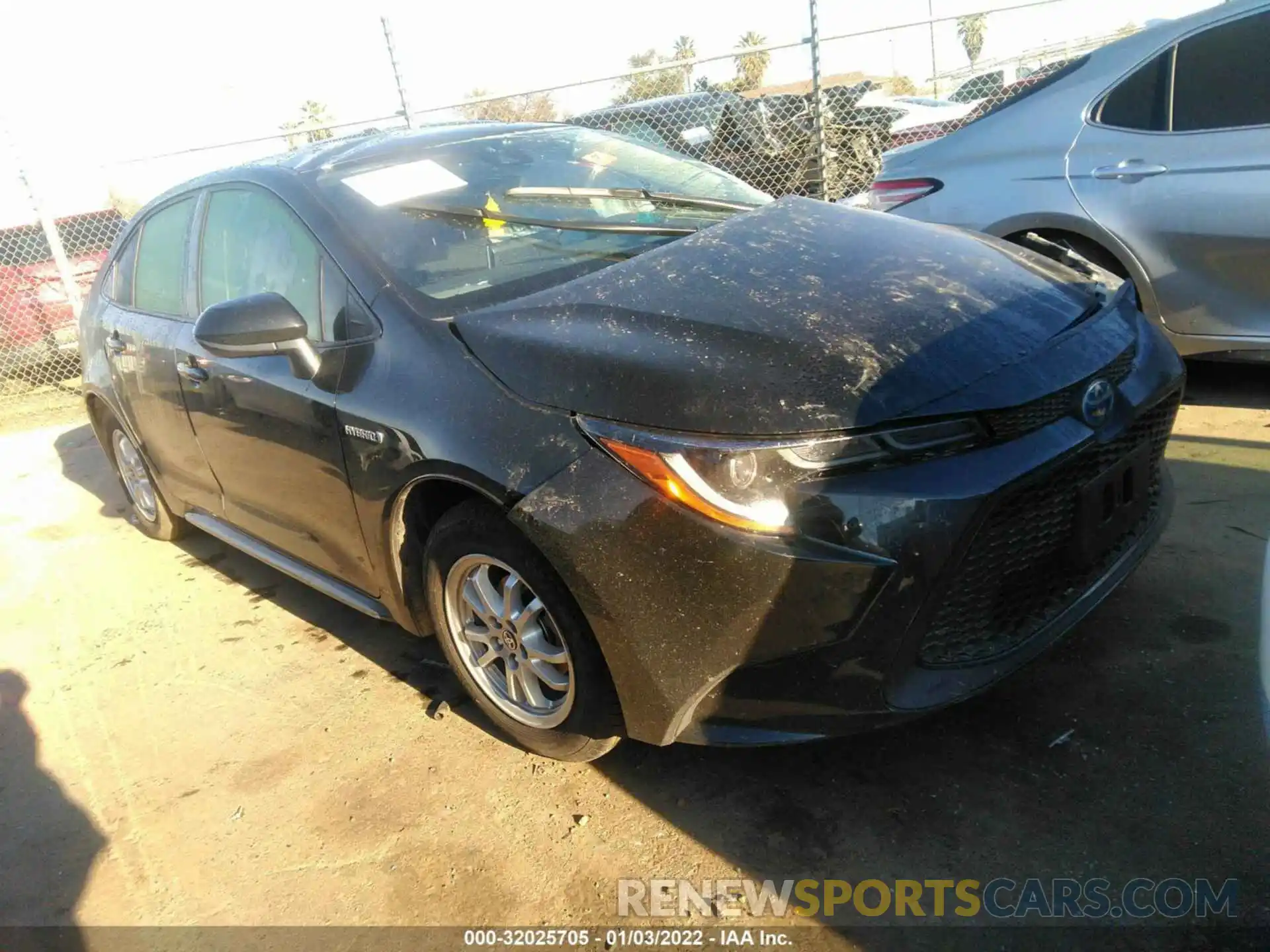 1 Photograph of a damaged car JTDEAMDE8MJ034820 TOYOTA COROLLA 2021