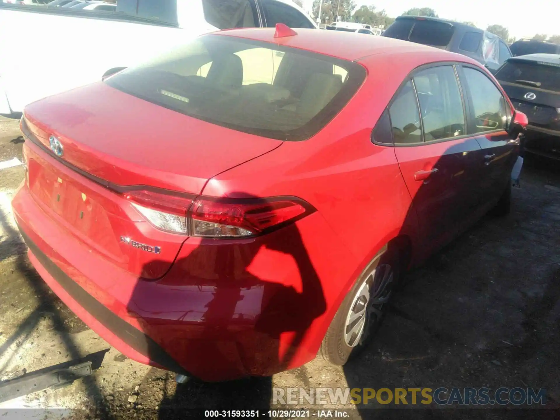 4 Photograph of a damaged car JTDEAMDE9MJ000787 TOYOTA COROLLA 2021