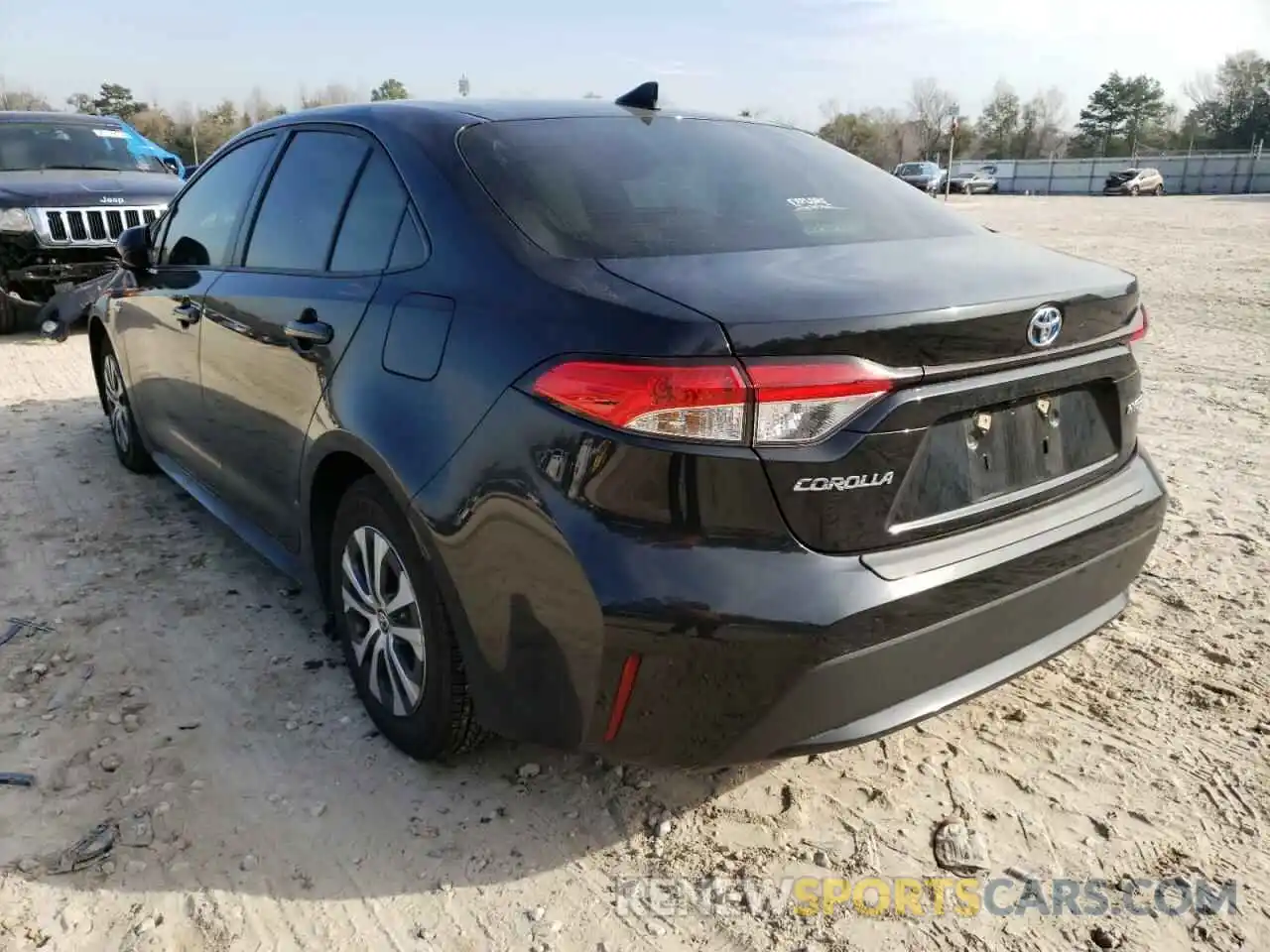 3 Photograph of a damaged car JTDEAMDE9MJ003575 TOYOTA COROLLA 2021