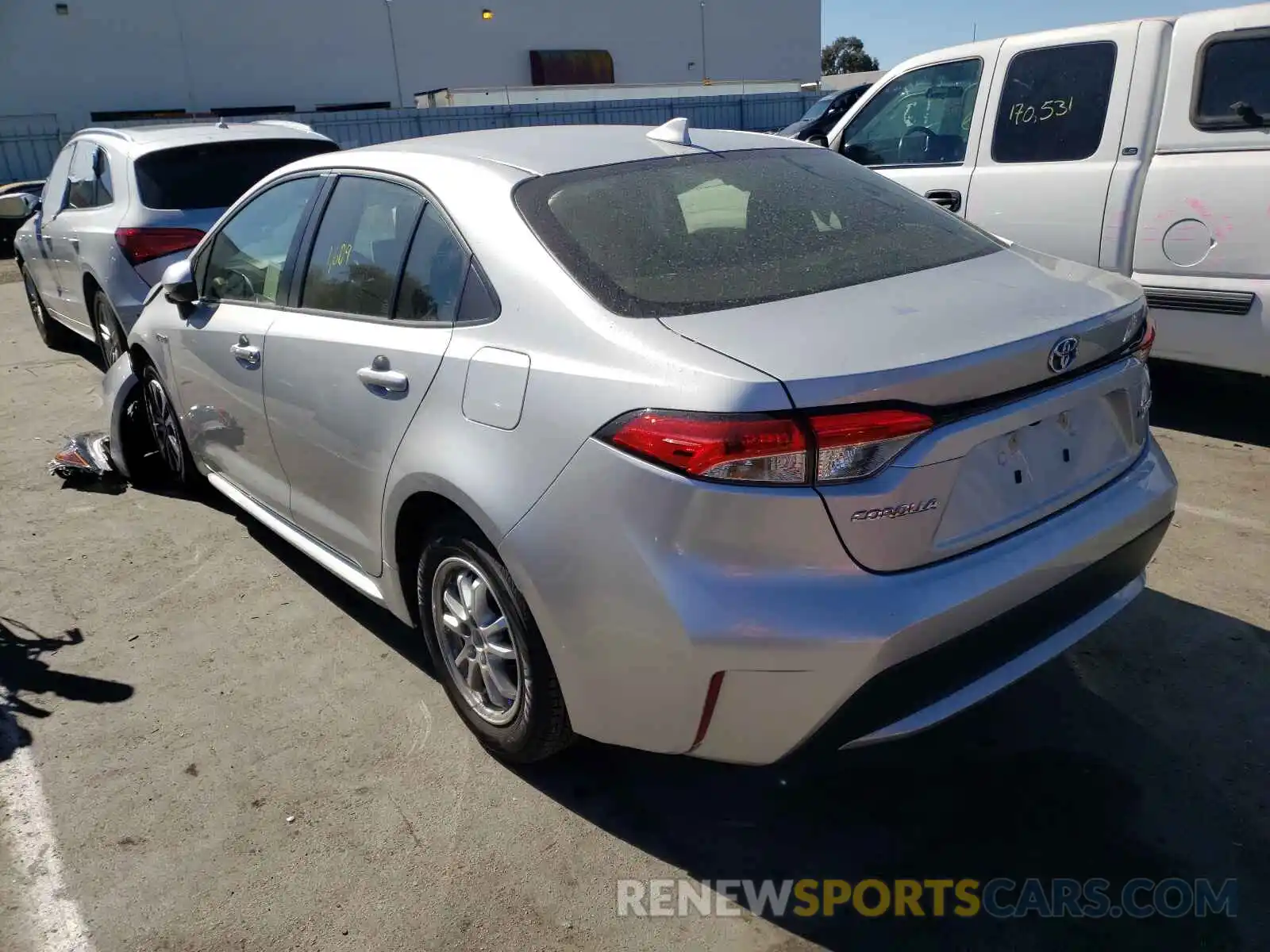 3 Photograph of a damaged car JTDEAMDE9MJ005584 TOYOTA COROLLA 2021