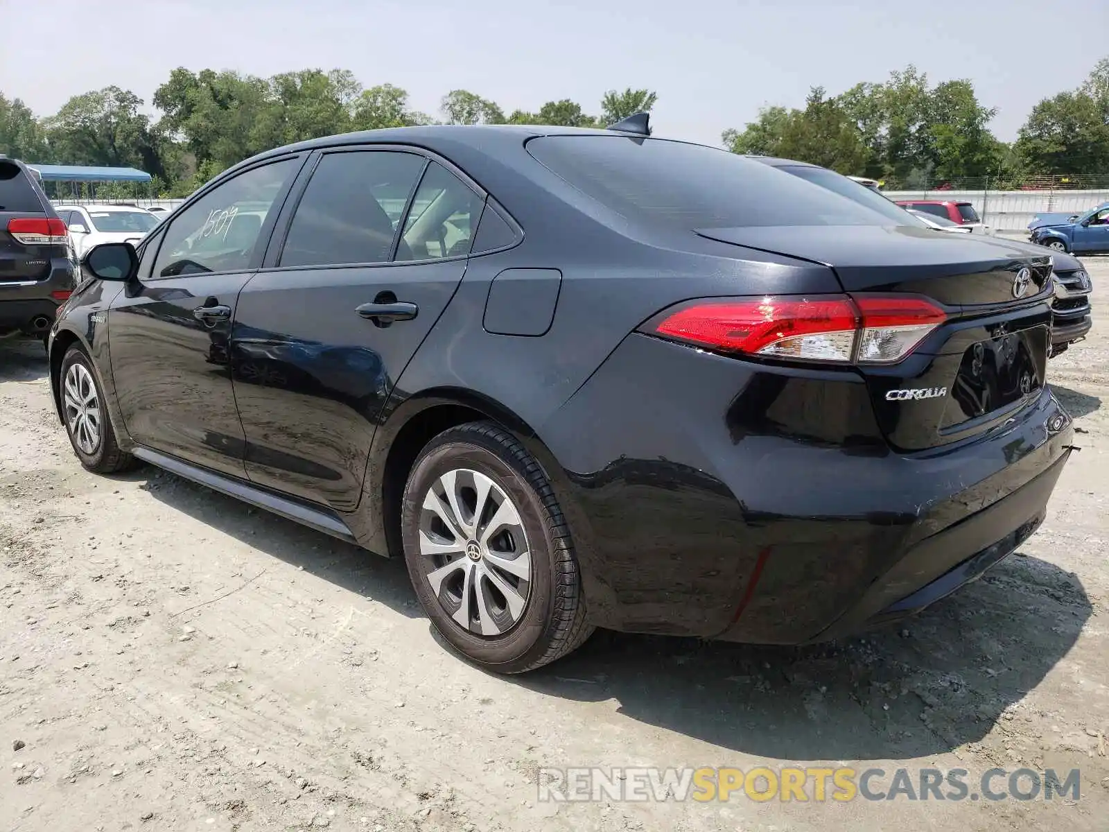 3 Photograph of a damaged car JTDEAMDE9MJ005682 TOYOTA COROLLA 2021