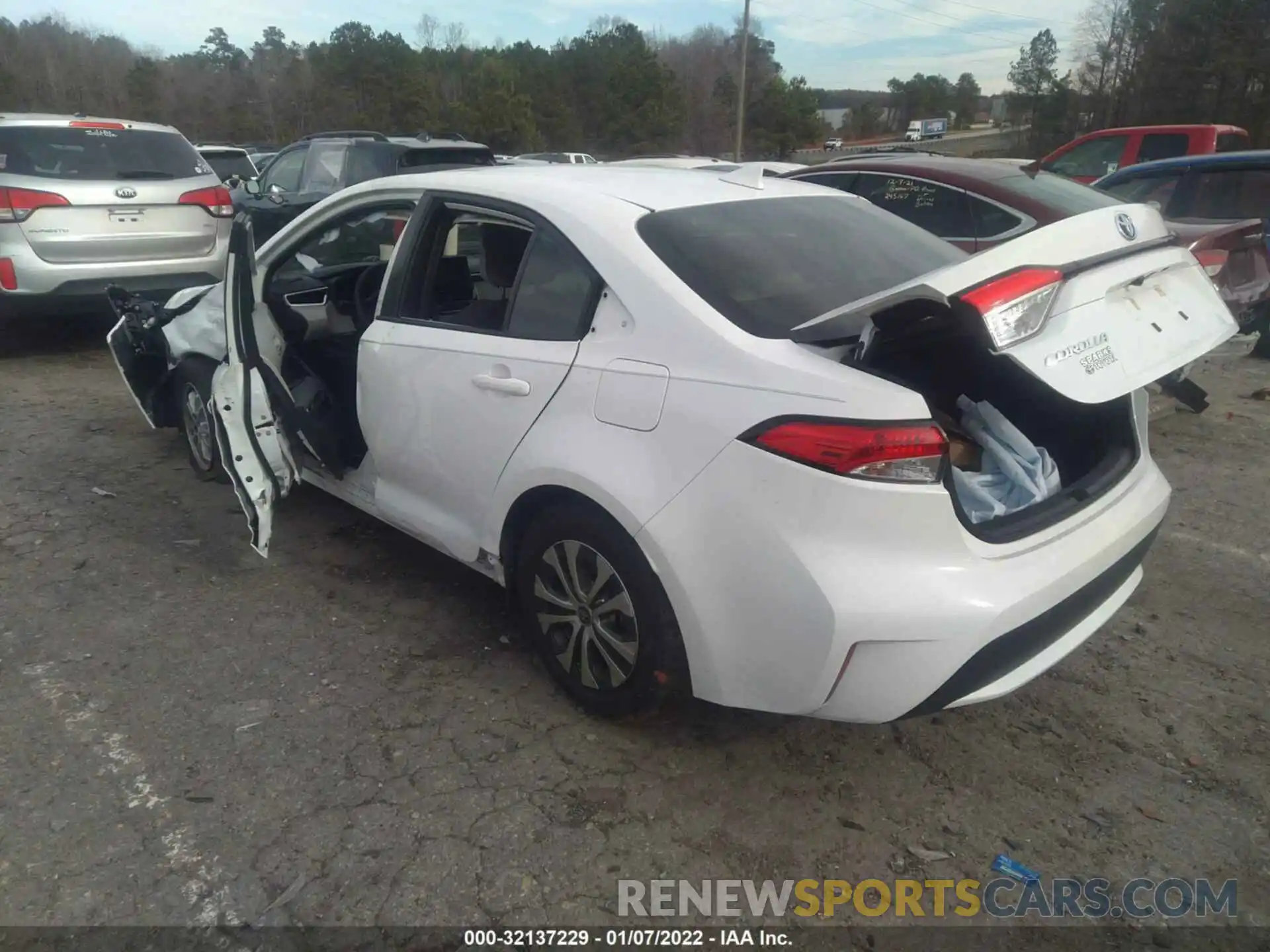 3 Photograph of a damaged car JTDEAMDE9MJ006119 TOYOTA COROLLA 2021