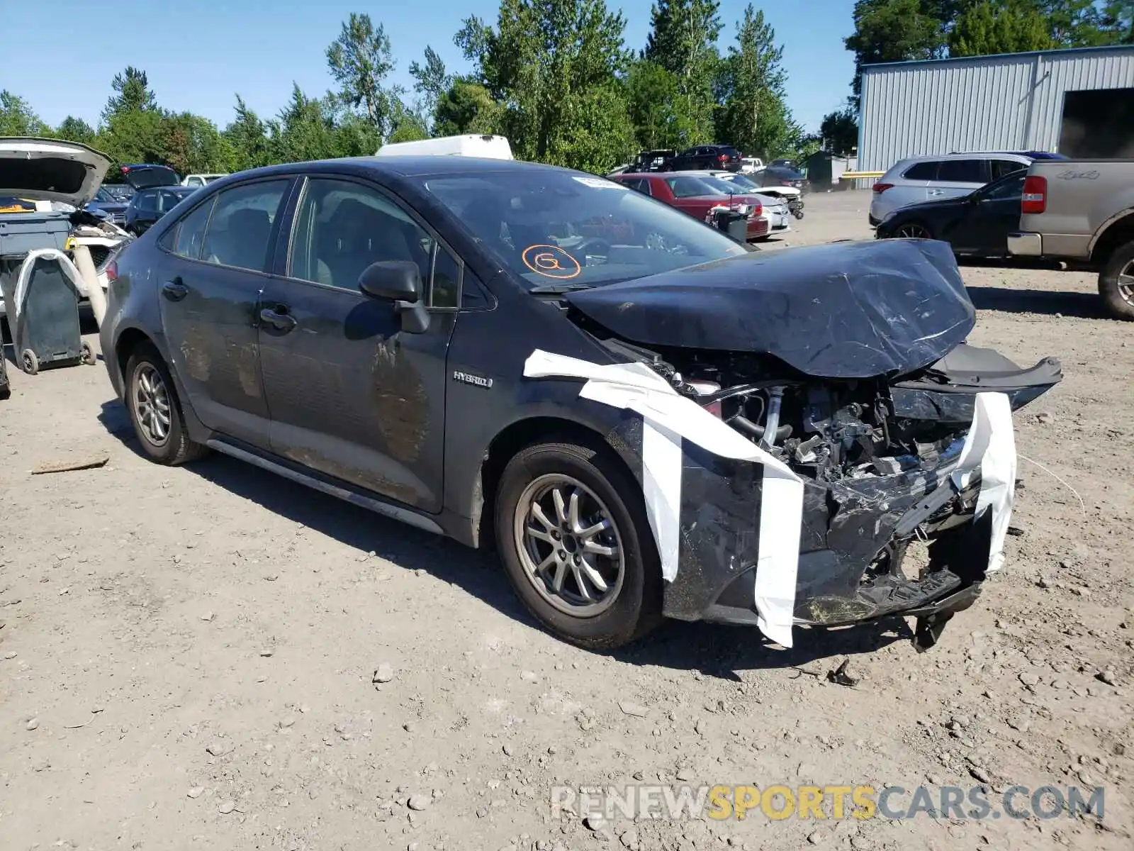 1 Photograph of a damaged car JTDEAMDE9MJ007450 TOYOTA COROLLA 2021