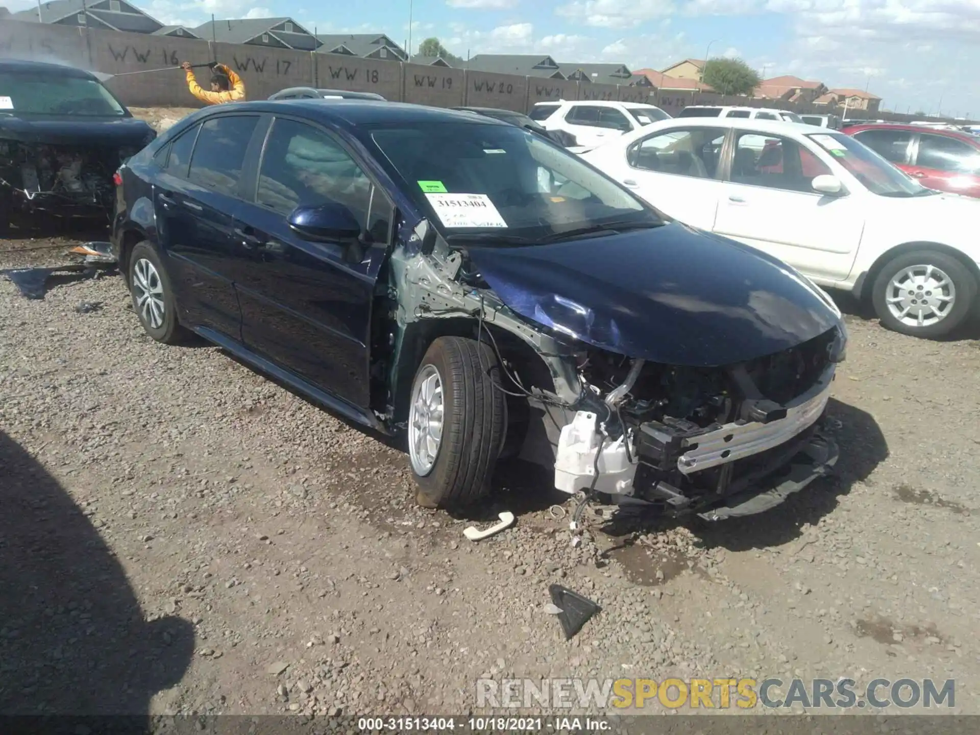 1 Photograph of a damaged car JTDEAMDE9MJ009585 TOYOTA COROLLA 2021