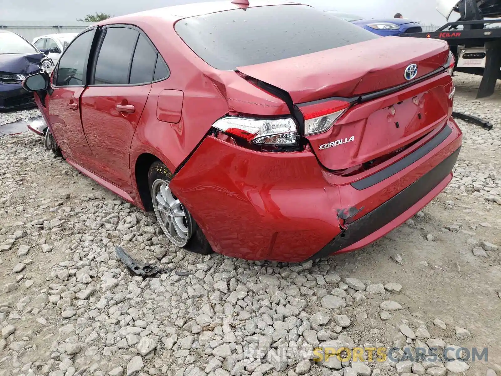 3 Photograph of a damaged car JTDEAMDE9MJ009845 TOYOTA COROLLA 2021