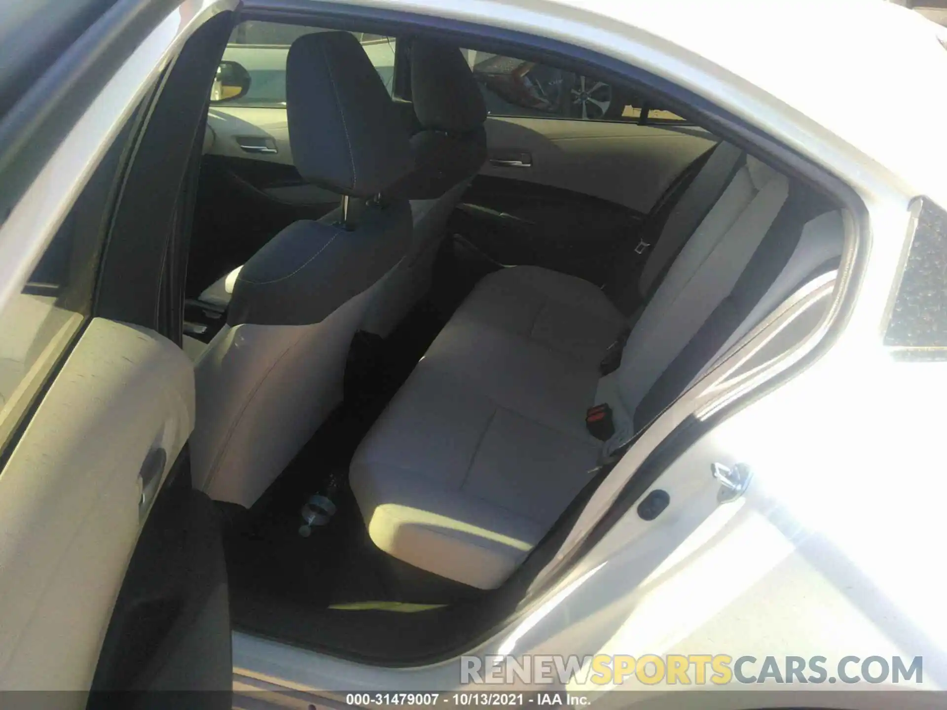 8 Photograph of a damaged car JTDEAMDE9MJ010817 TOYOTA COROLLA 2021