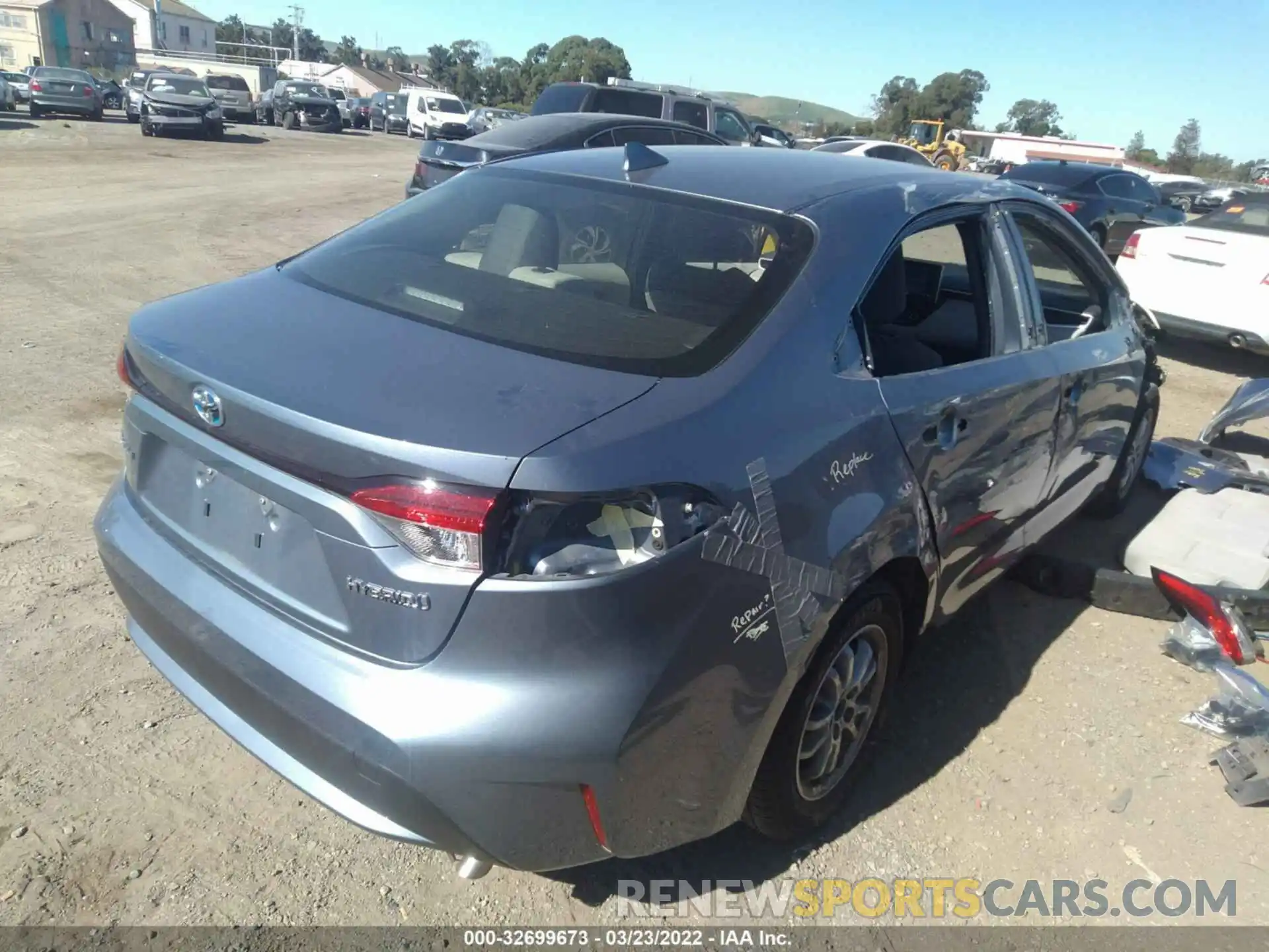 4 Photograph of a damaged car JTDEAMDE9MJ013541 TOYOTA COROLLA 2021