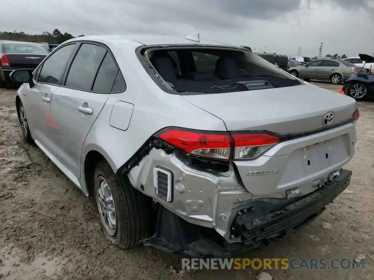 3 Photograph of a damaged car JTDEAMDE9MJ014687 TOYOTA COROLLA 2021