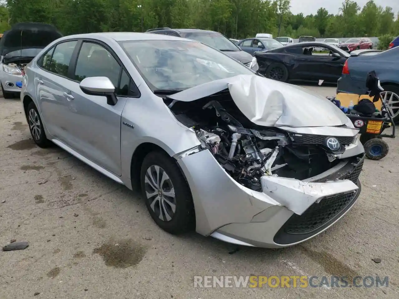 1 Photograph of a damaged car JTDEAMDE9MJ014849 TOYOTA COROLLA 2021