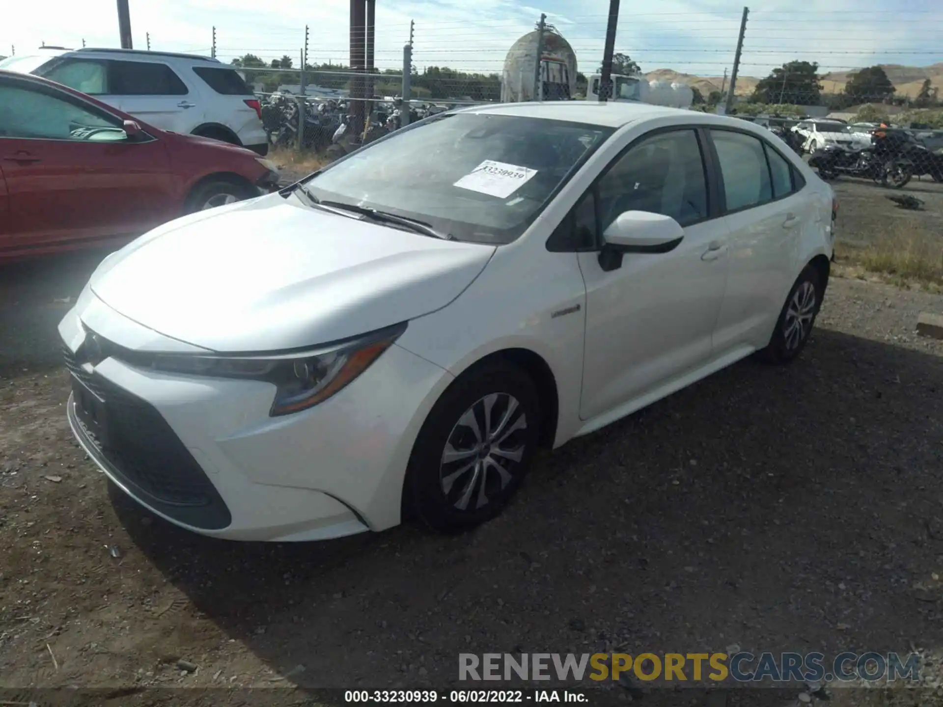 2 Photograph of a damaged car JTDEAMDE9MJ015337 TOYOTA COROLLA 2021