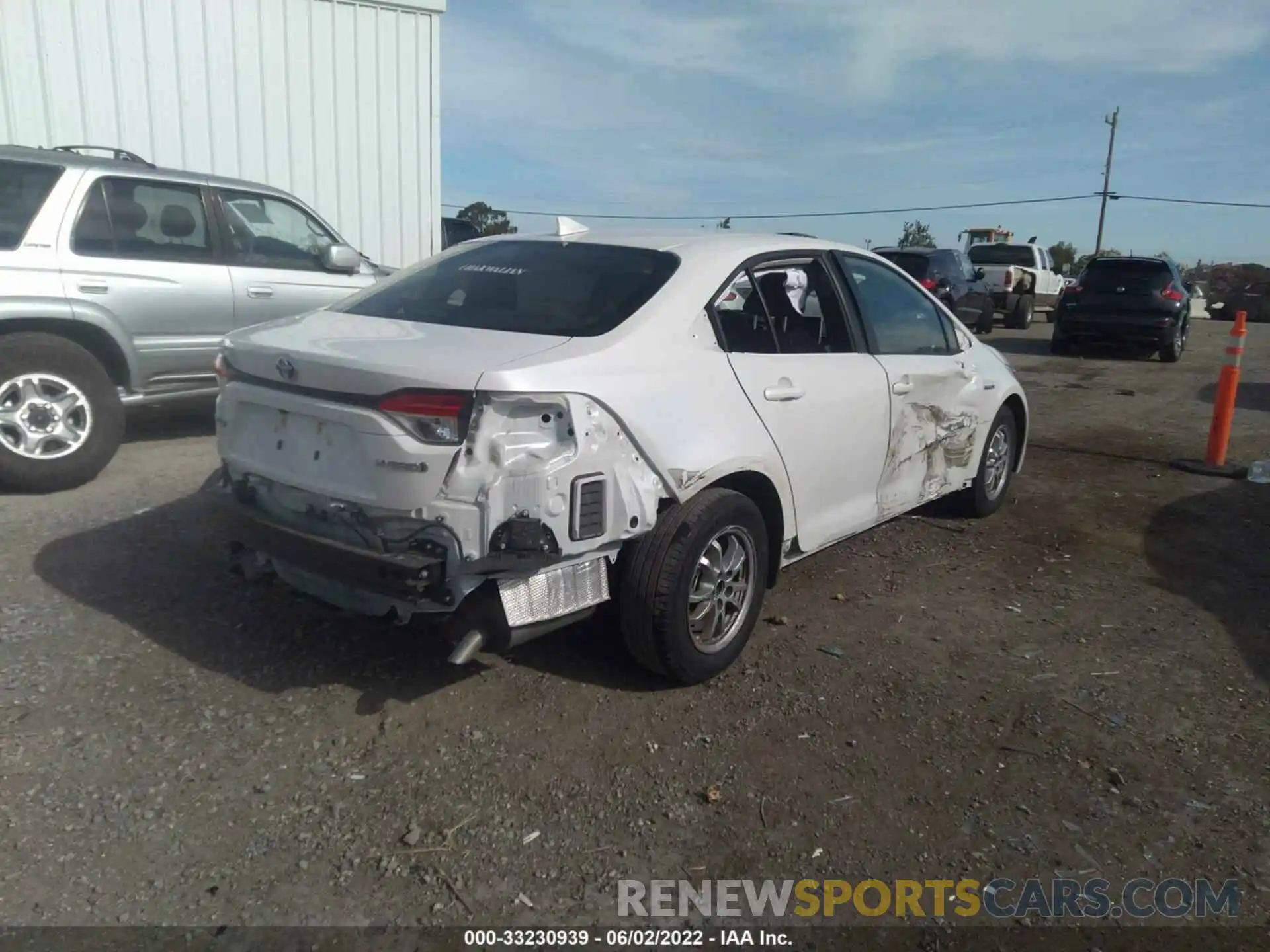 6 Photograph of a damaged car JTDEAMDE9MJ015337 TOYOTA COROLLA 2021