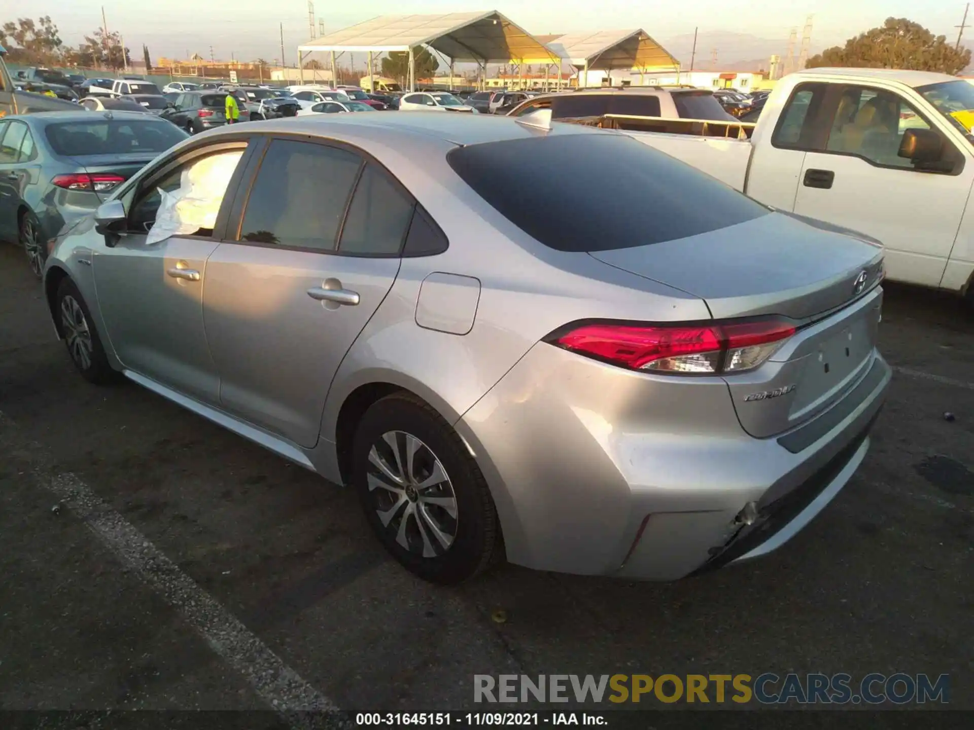 3 Photograph of a damaged car JTDEAMDE9MJ015726 TOYOTA COROLLA 2021