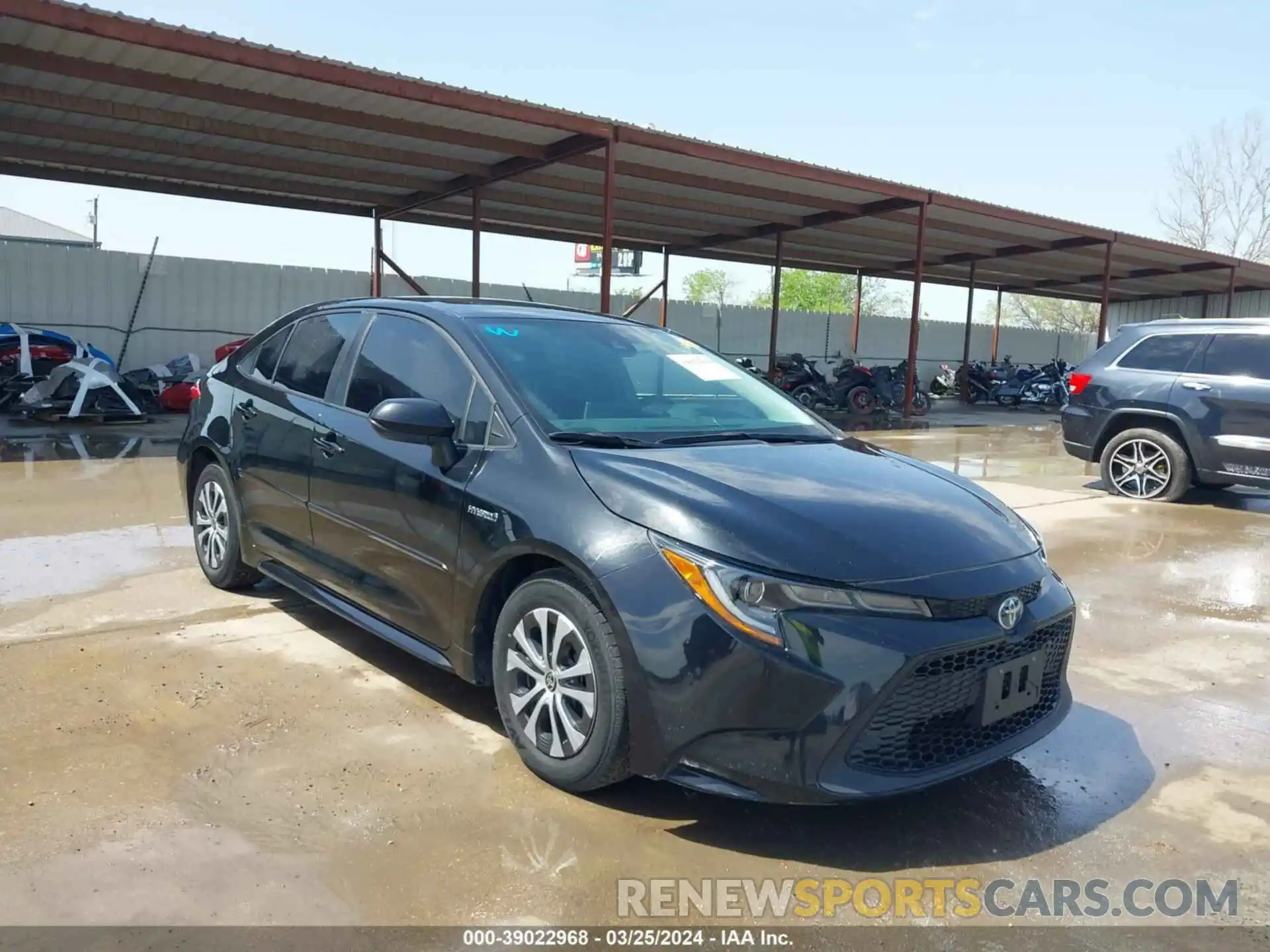 1 Photograph of a damaged car JTDEAMDE9MJ016391 TOYOTA COROLLA 2021