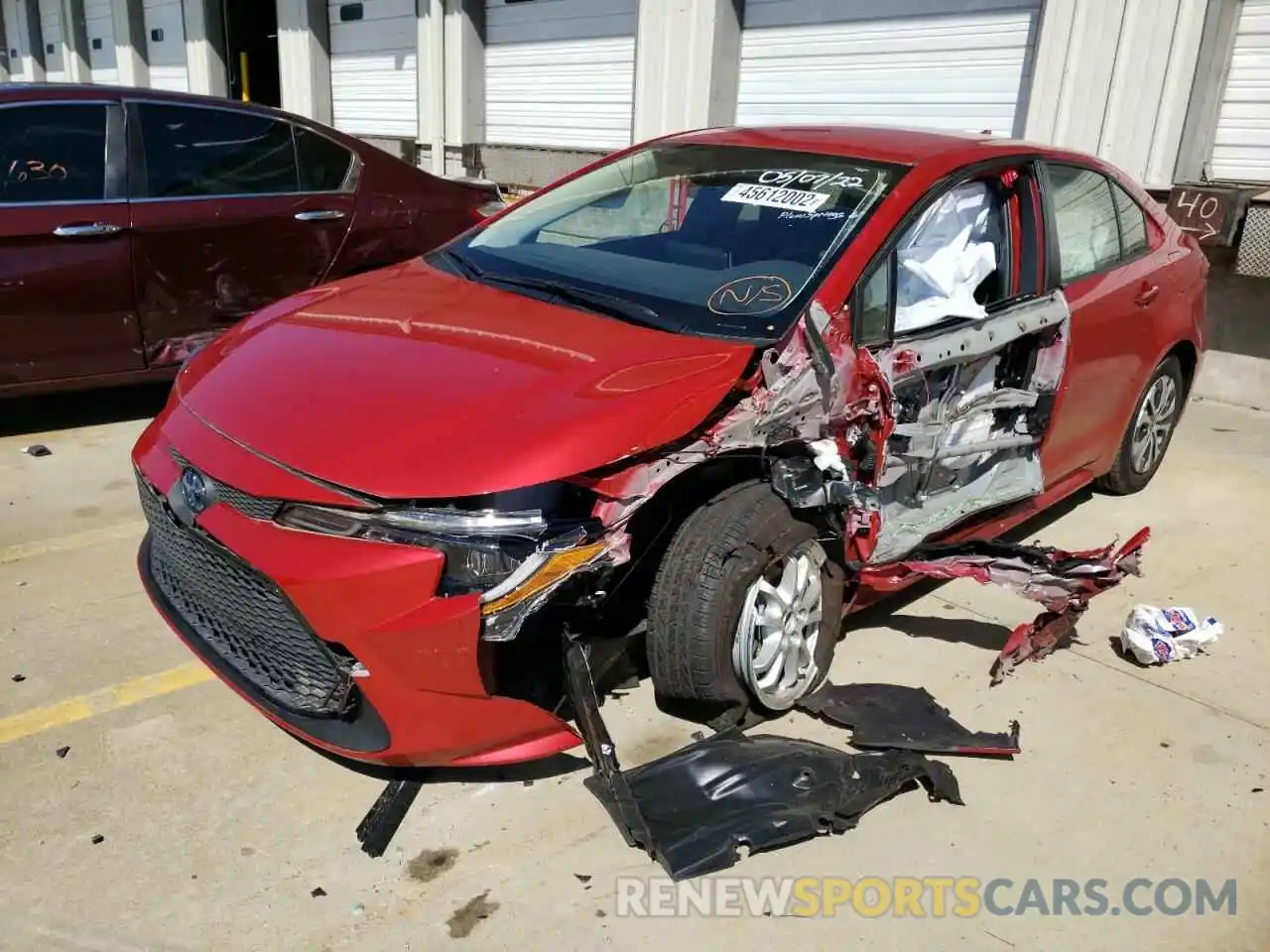 9 Photograph of a damaged car JTDEAMDE9MJ016908 TOYOTA COROLLA 2021