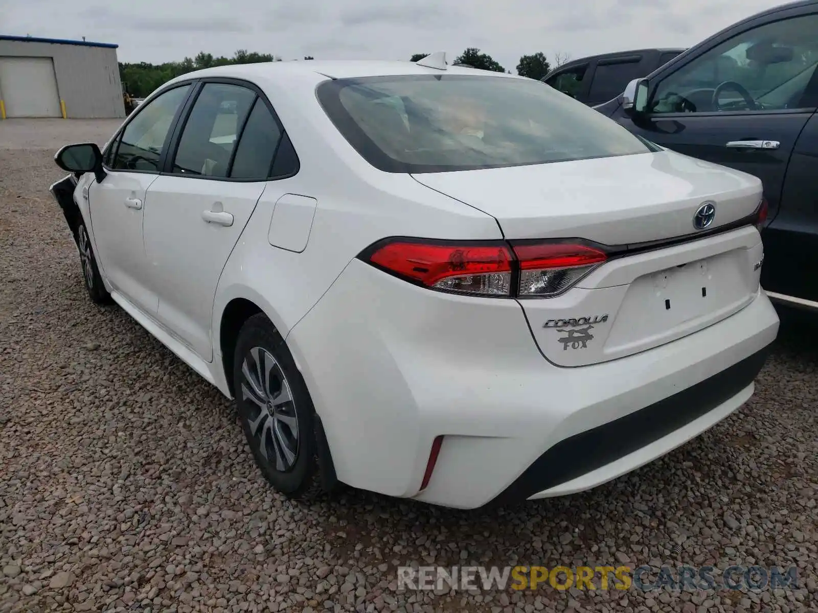 3 Photograph of a damaged car JTDEAMDE9MJ017184 TOYOTA COROLLA 2021