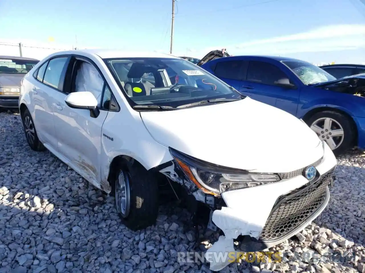 1 Photograph of a damaged car JTDEAMDE9MJ018884 TOYOTA COROLLA 2021