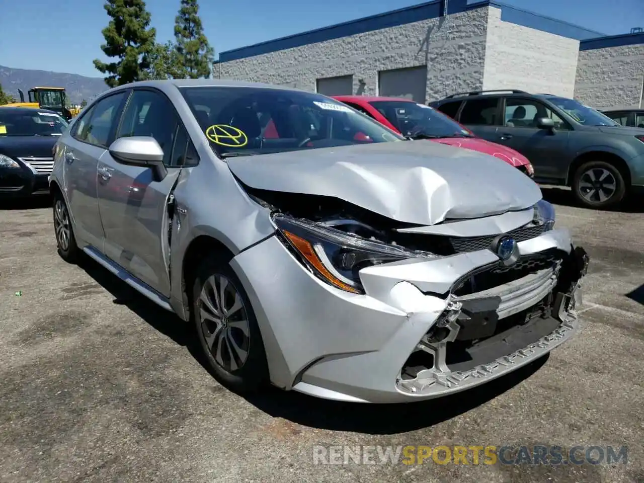 1 Photograph of a damaged car JTDEAMDE9MJ019176 TOYOTA COROLLA 2021