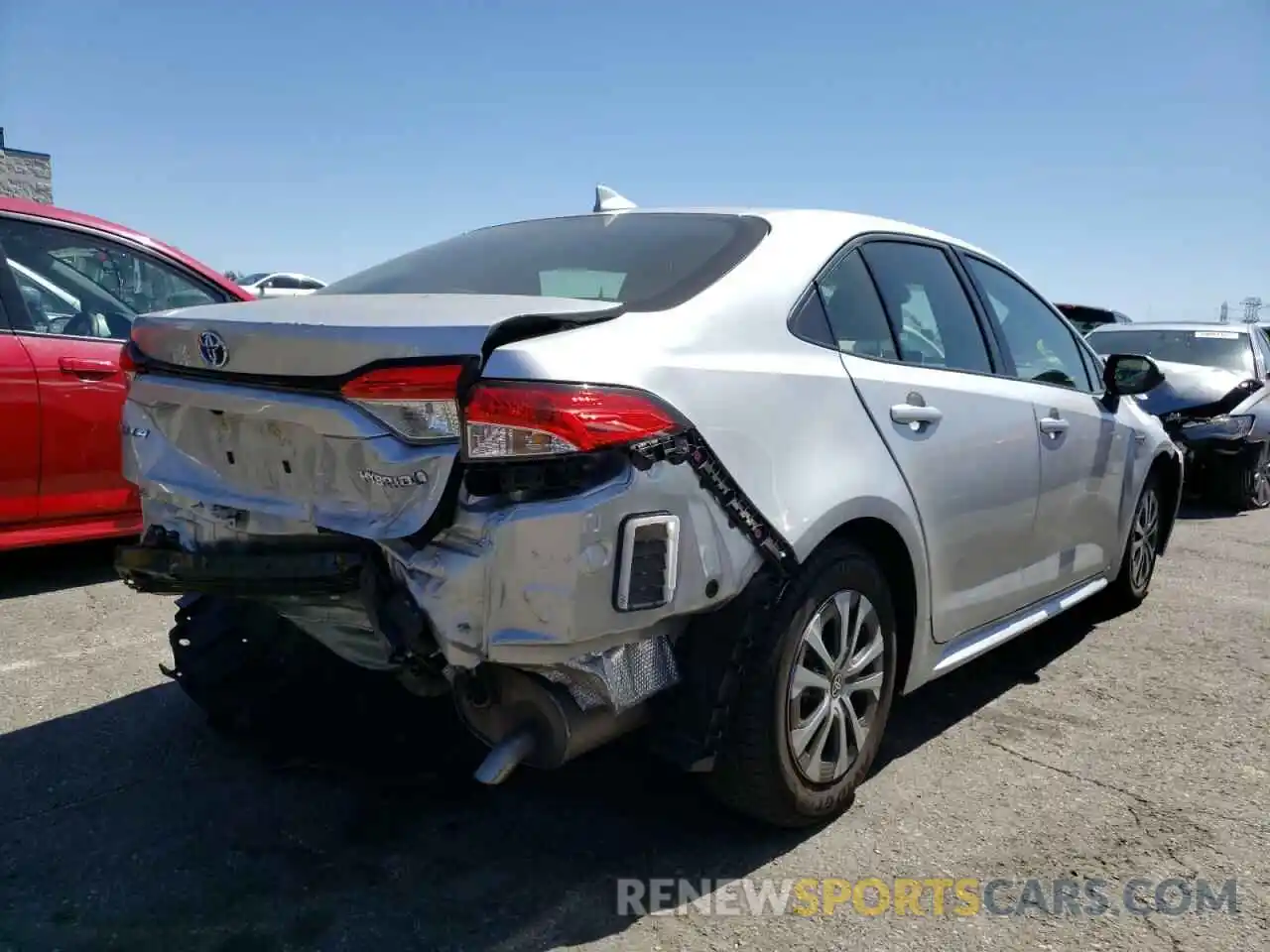 4 Photograph of a damaged car JTDEAMDE9MJ019176 TOYOTA COROLLA 2021