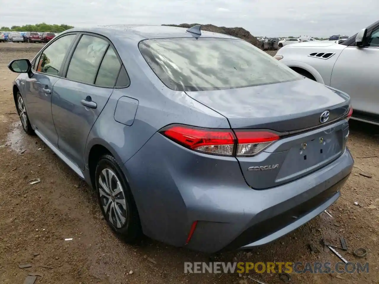 3 Photograph of a damaged car JTDEAMDE9MJ019758 TOYOTA COROLLA 2021