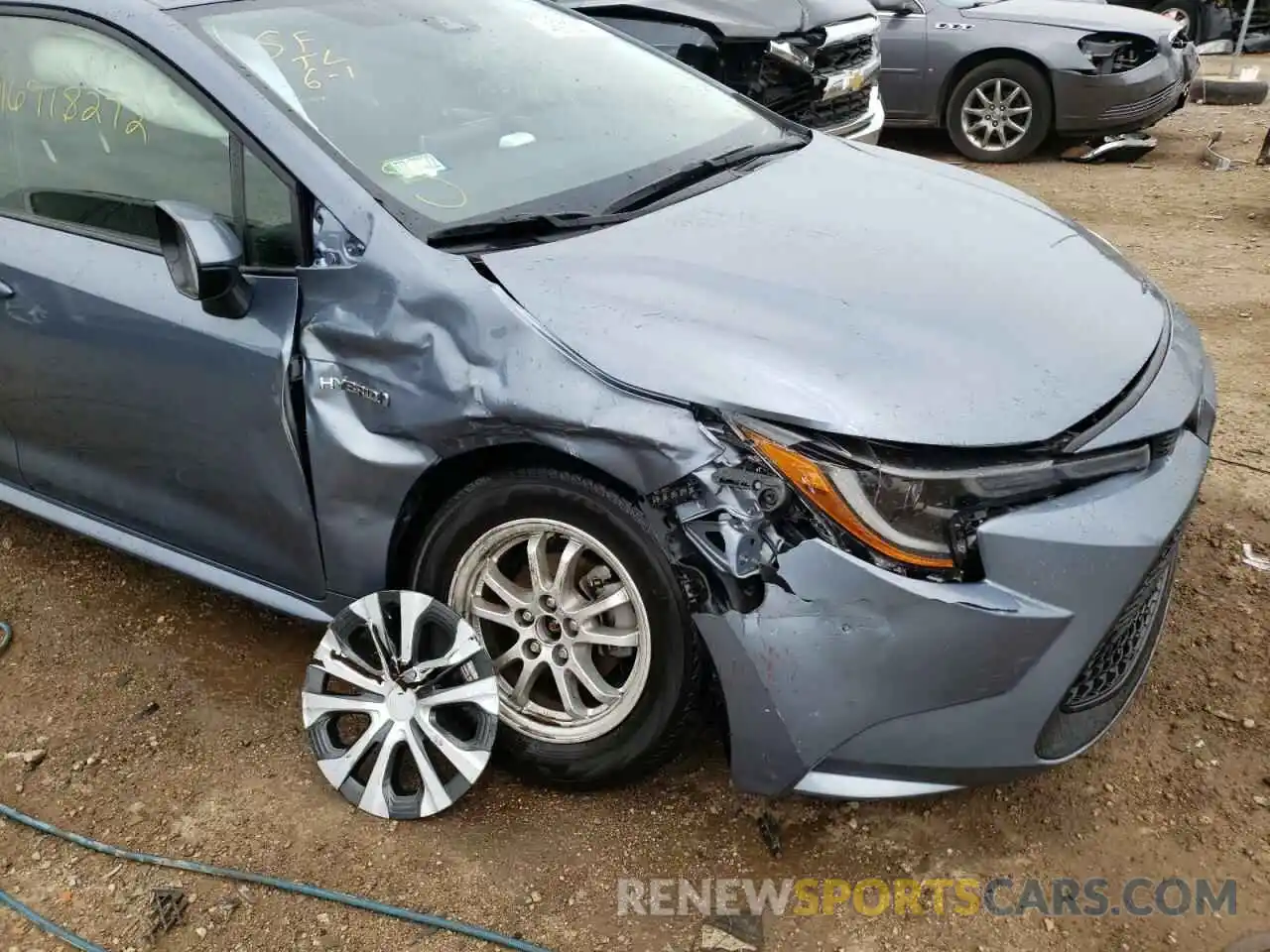 9 Photograph of a damaged car JTDEAMDE9MJ019758 TOYOTA COROLLA 2021