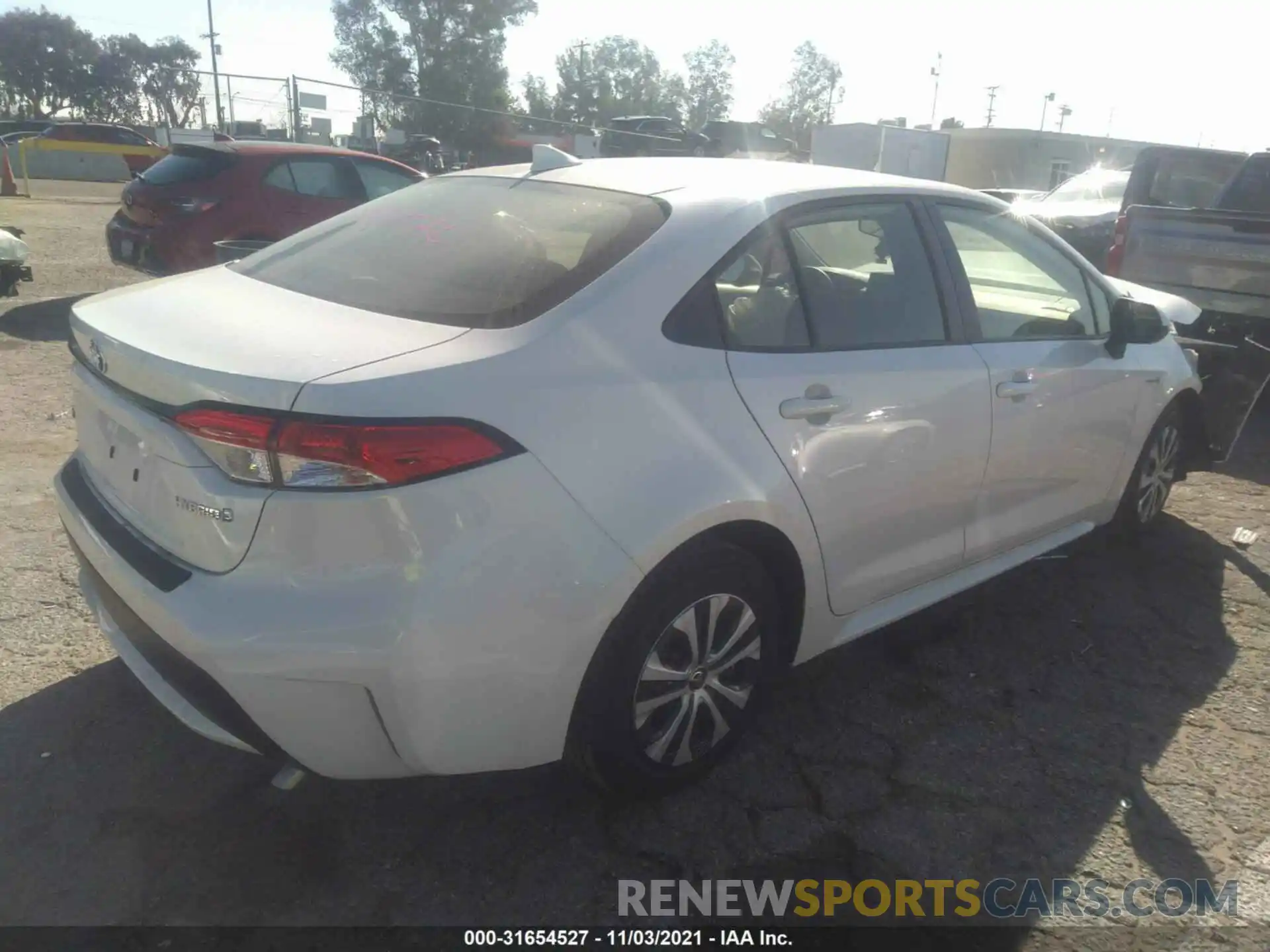 4 Photograph of a damaged car JTDEAMDE9MJ020831 TOYOTA COROLLA 2021