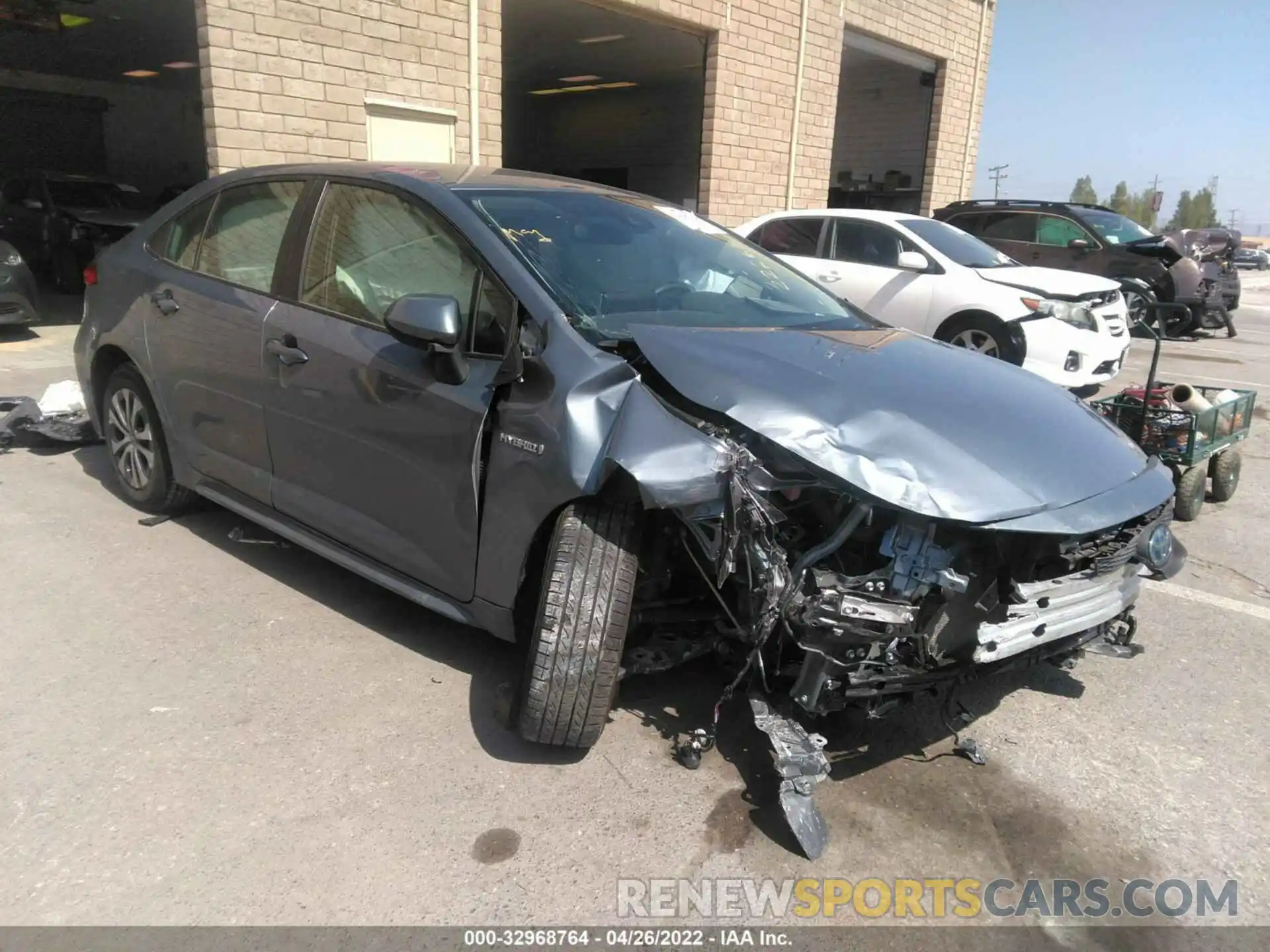 1 Photograph of a damaged car JTDEAMDE9MJ020876 TOYOTA COROLLA 2021