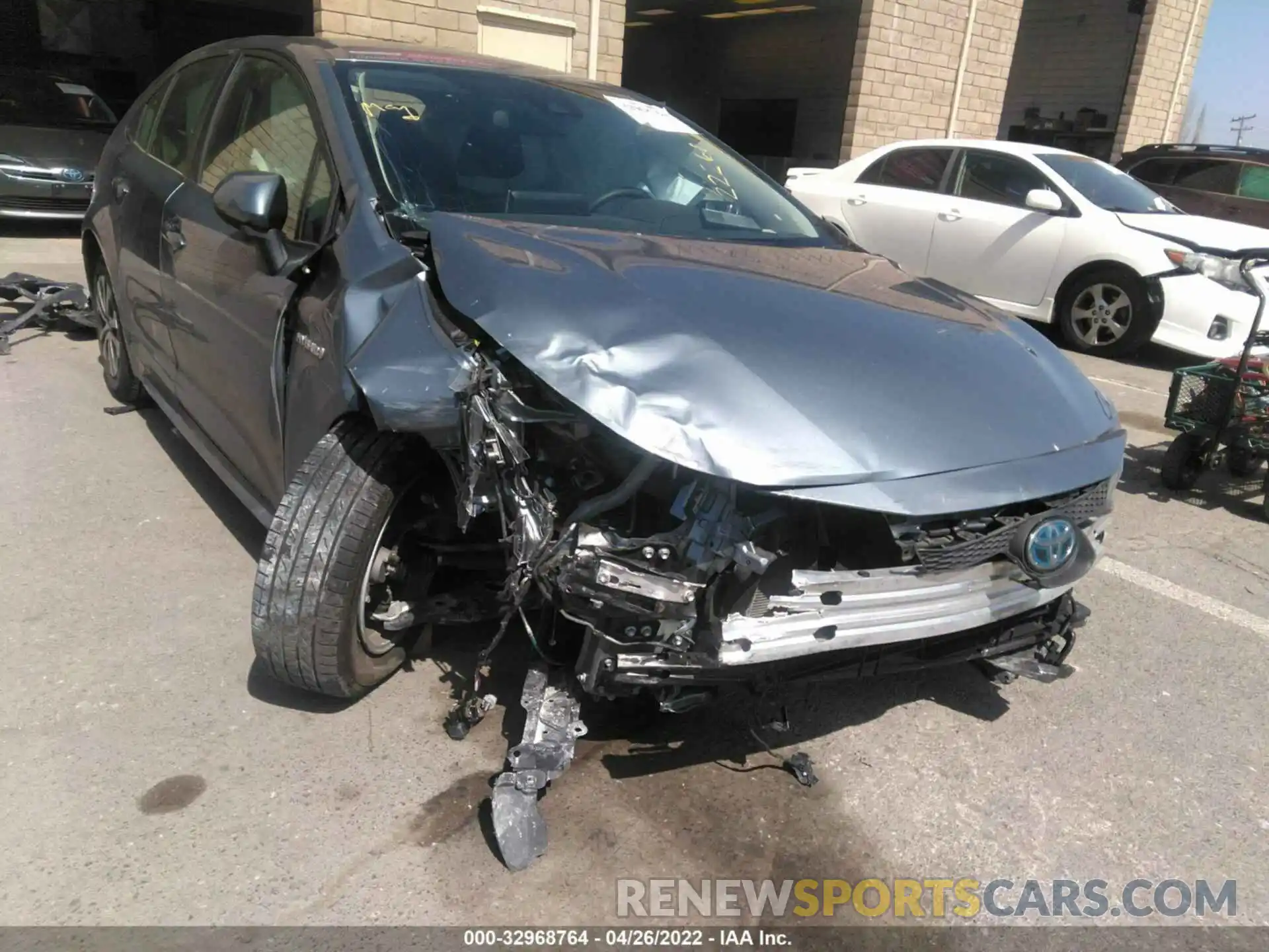 6 Photograph of a damaged car JTDEAMDE9MJ020876 TOYOTA COROLLA 2021