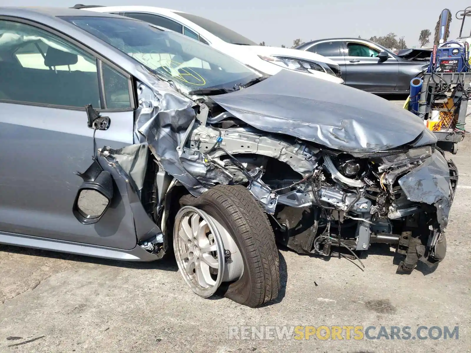 9 Photograph of a damaged car JTDEAMDE9MJ027861 TOYOTA COROLLA 2021