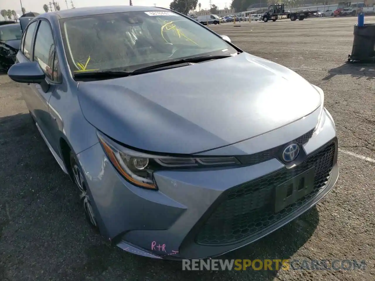 1 Photograph of a damaged car JTDEAMDE9MJ027875 TOYOTA COROLLA 2021