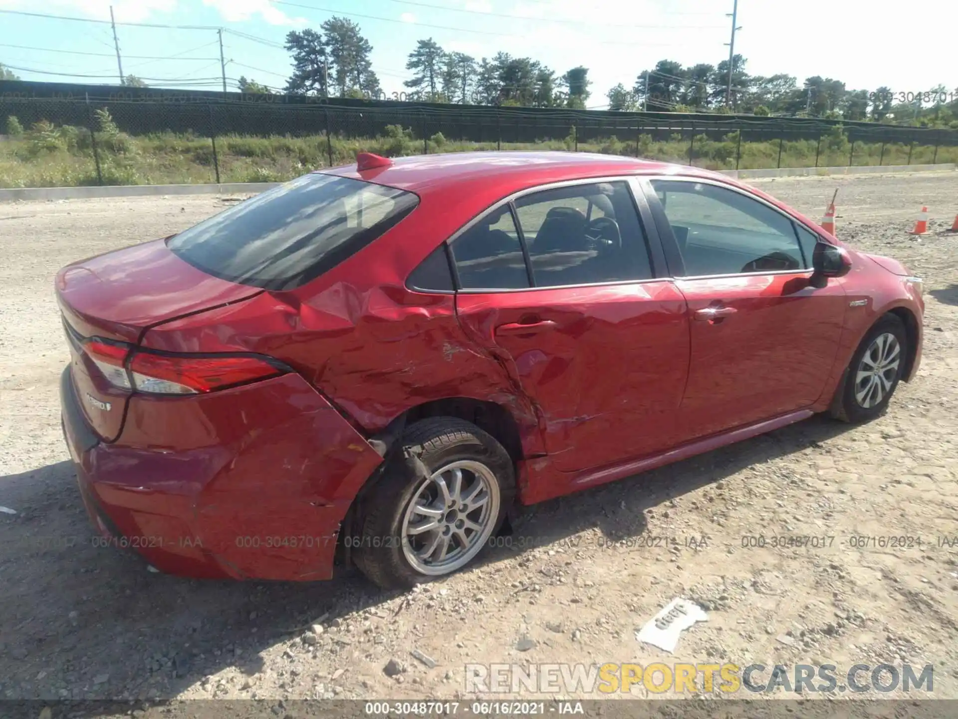 4 Photograph of a damaged car JTDEAMDEXMJ000670 TOYOTA COROLLA 2021