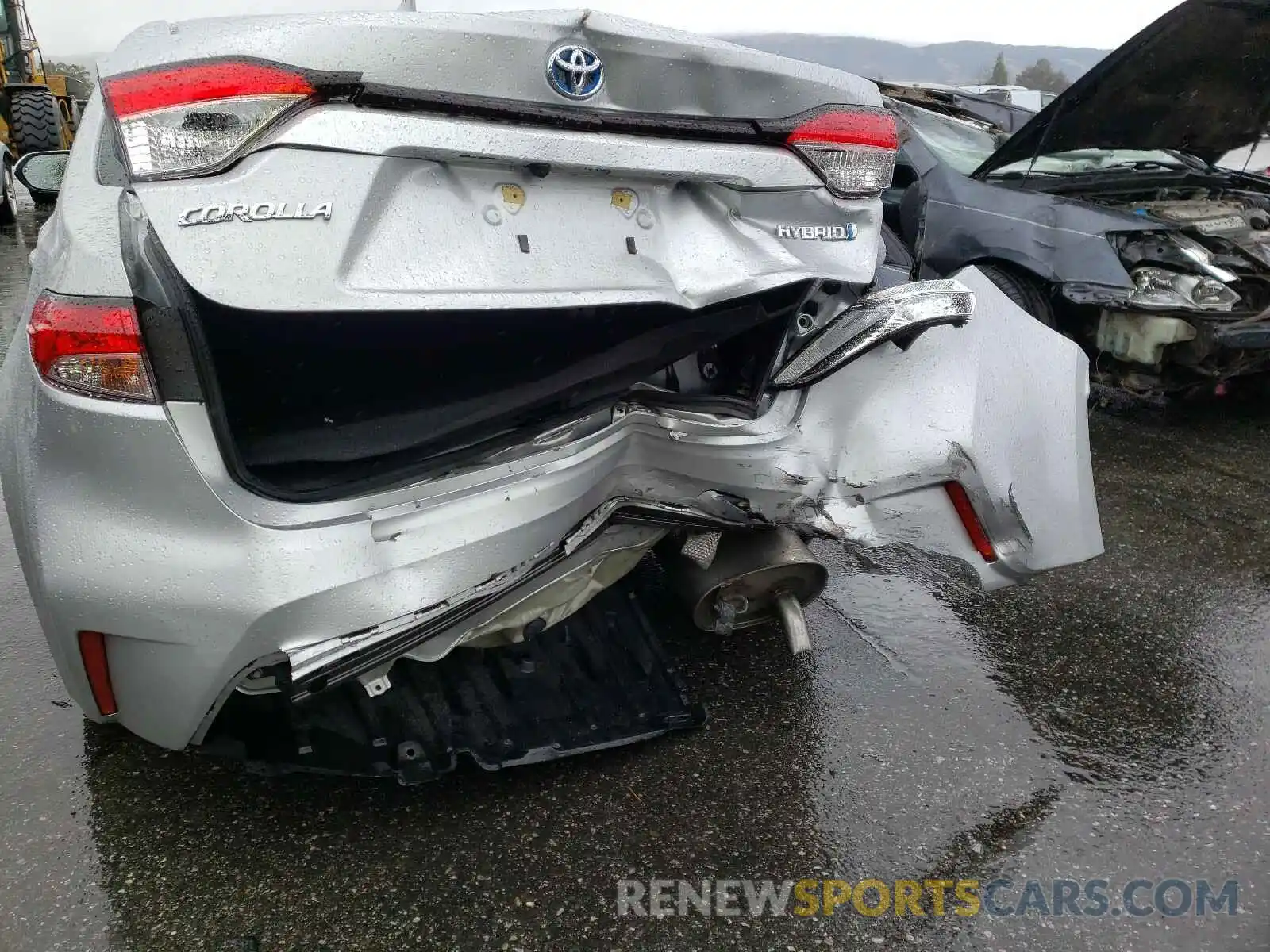 9 Photograph of a damaged car JTDEAMDEXMJ001396 TOYOTA COROLLA 2021