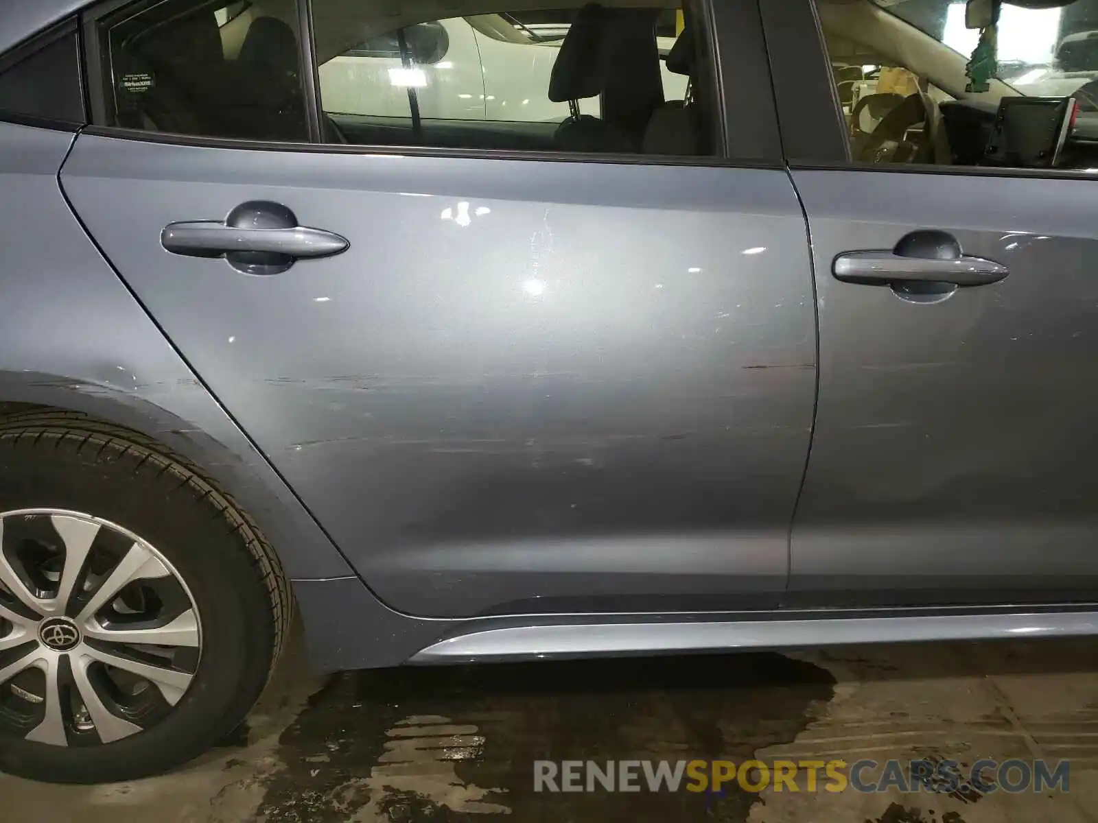 9 Photograph of a damaged car JTDEAMDEXMJ010969 TOYOTA COROLLA 2021