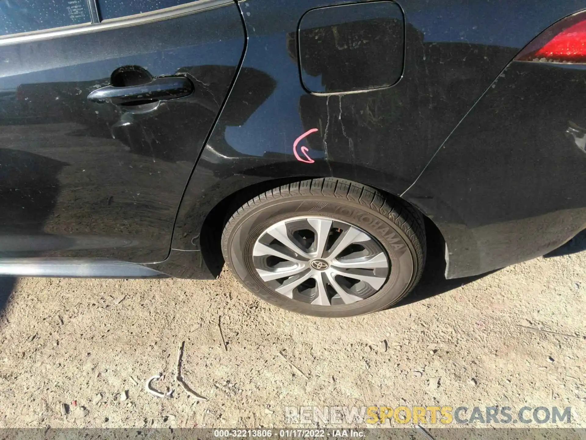 13 Photograph of a damaged car JTDEAMDEXMJ023608 TOYOTA COROLLA 2021