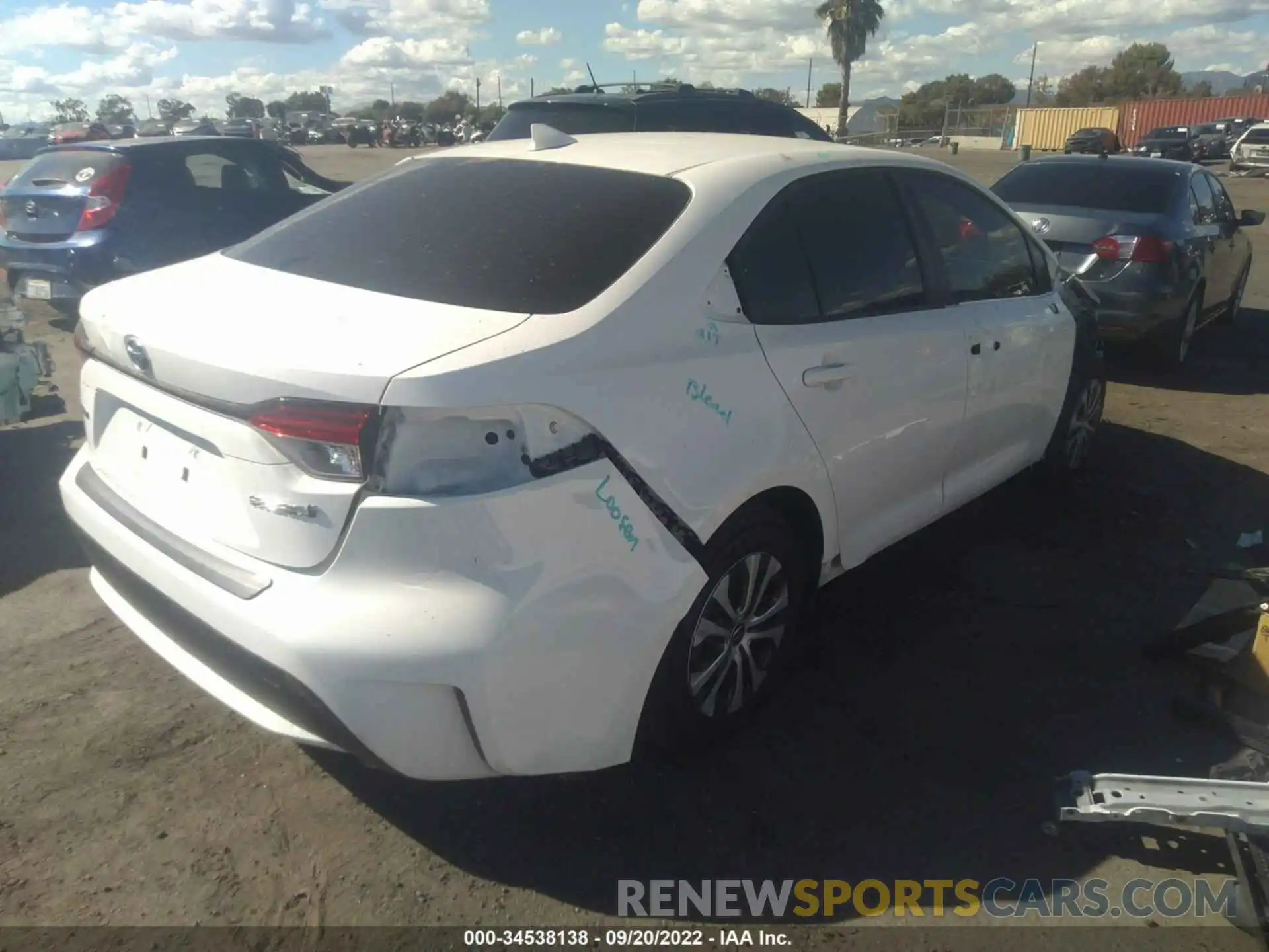 4 Photograph of a damaged car JTDEAMDEXMJ028064 TOYOTA COROLLA 2021