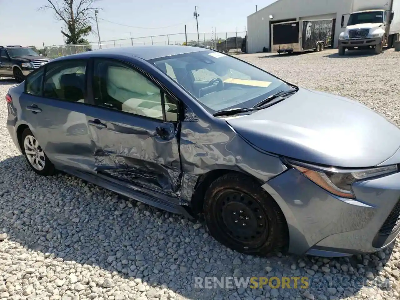 9 Photograph of a damaged car JTDEPMAE0MJ117807 TOYOTA COROLLA 2021