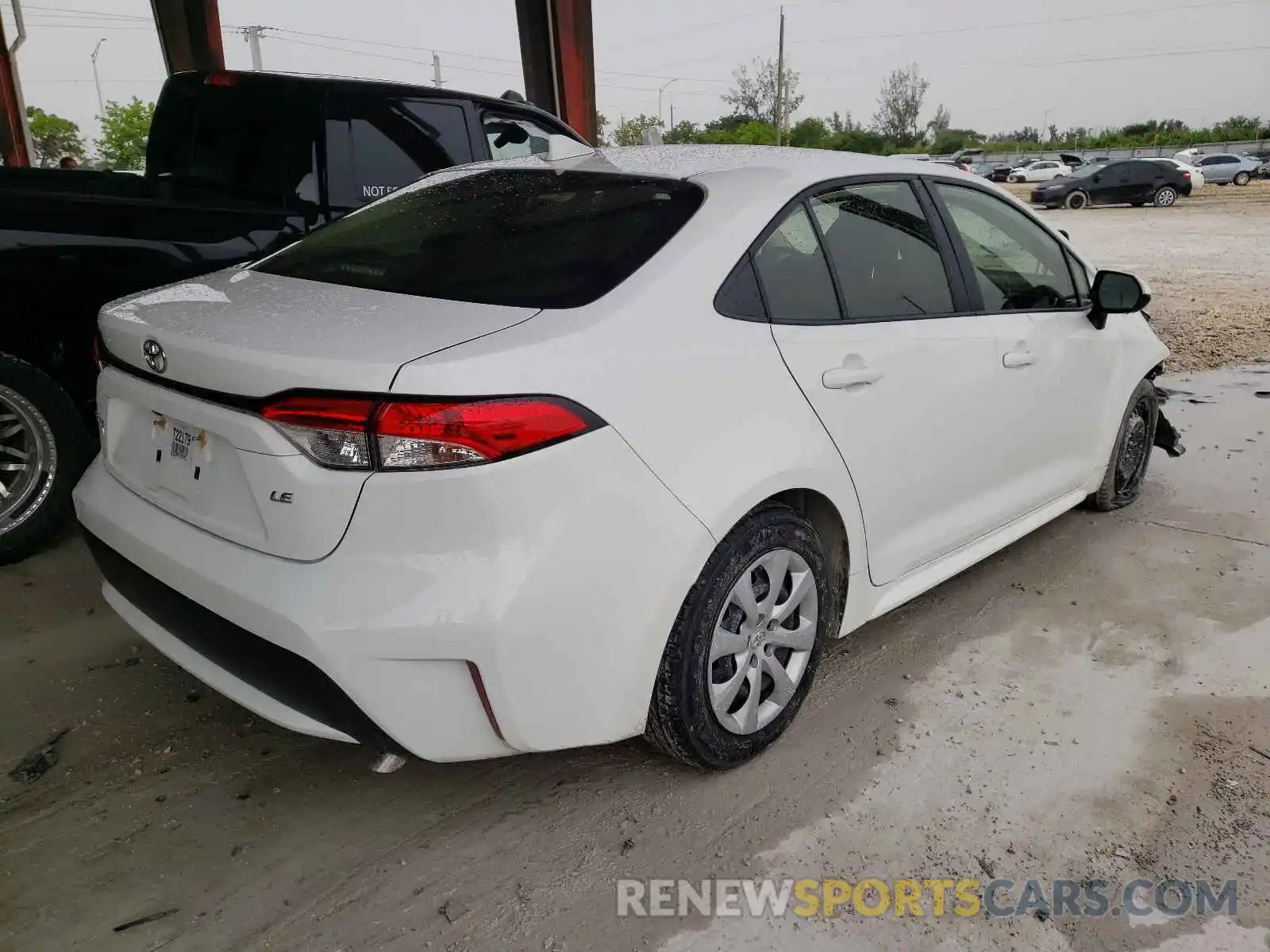 4 Photograph of a damaged car JTDEPMAE0MJ126636 TOYOTA COROLLA 2021