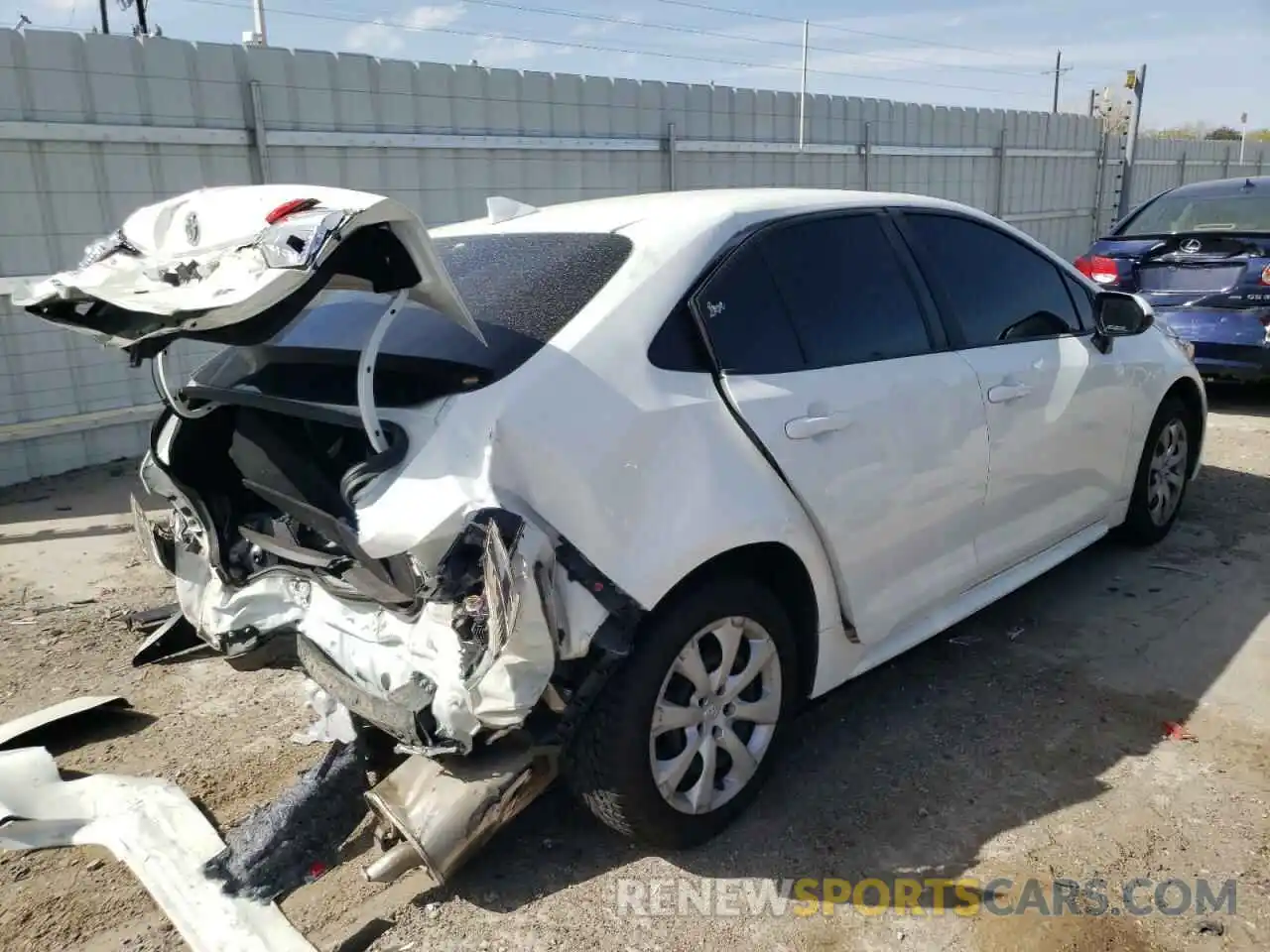 4 Photograph of a damaged car JTDEPMAE0MJ127012 TOYOTA COROLLA 2021