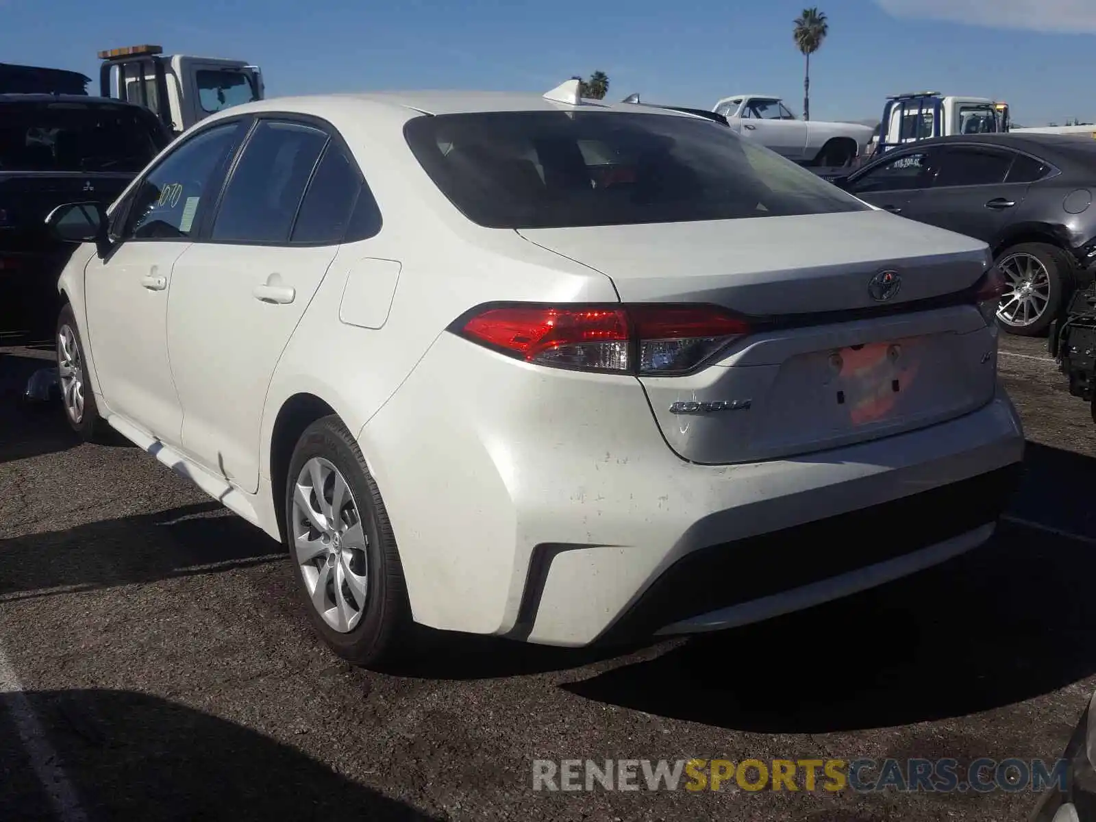 3 Photograph of a damaged car JTDEPMAE0MJ132372 TOYOTA COROLLA 2021