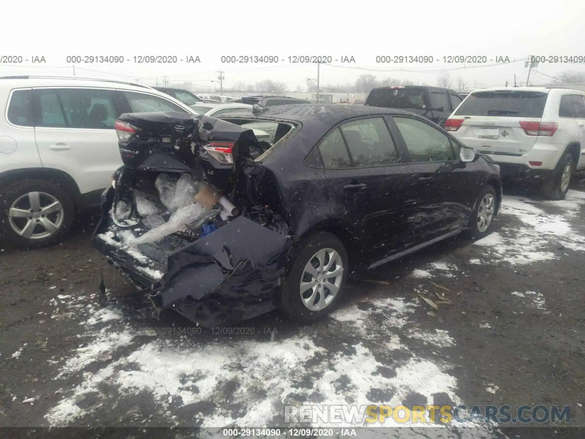4 Photograph of a damaged car JTDEPMAE0MJ145008 TOYOTA COROLLA 2021