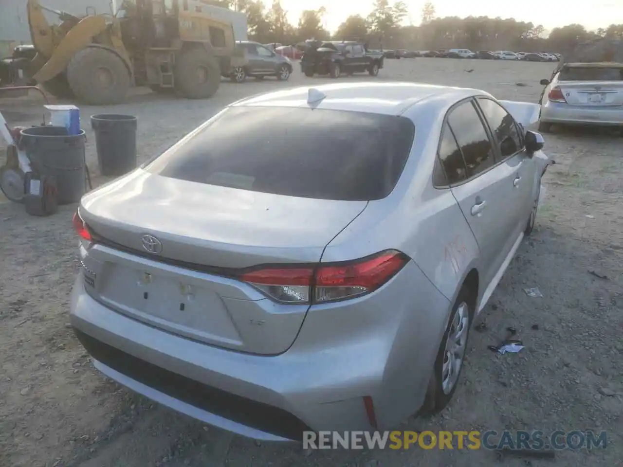 4 Photograph of a damaged car JTDEPMAE0MJ157059 TOYOTA COROLLA 2021