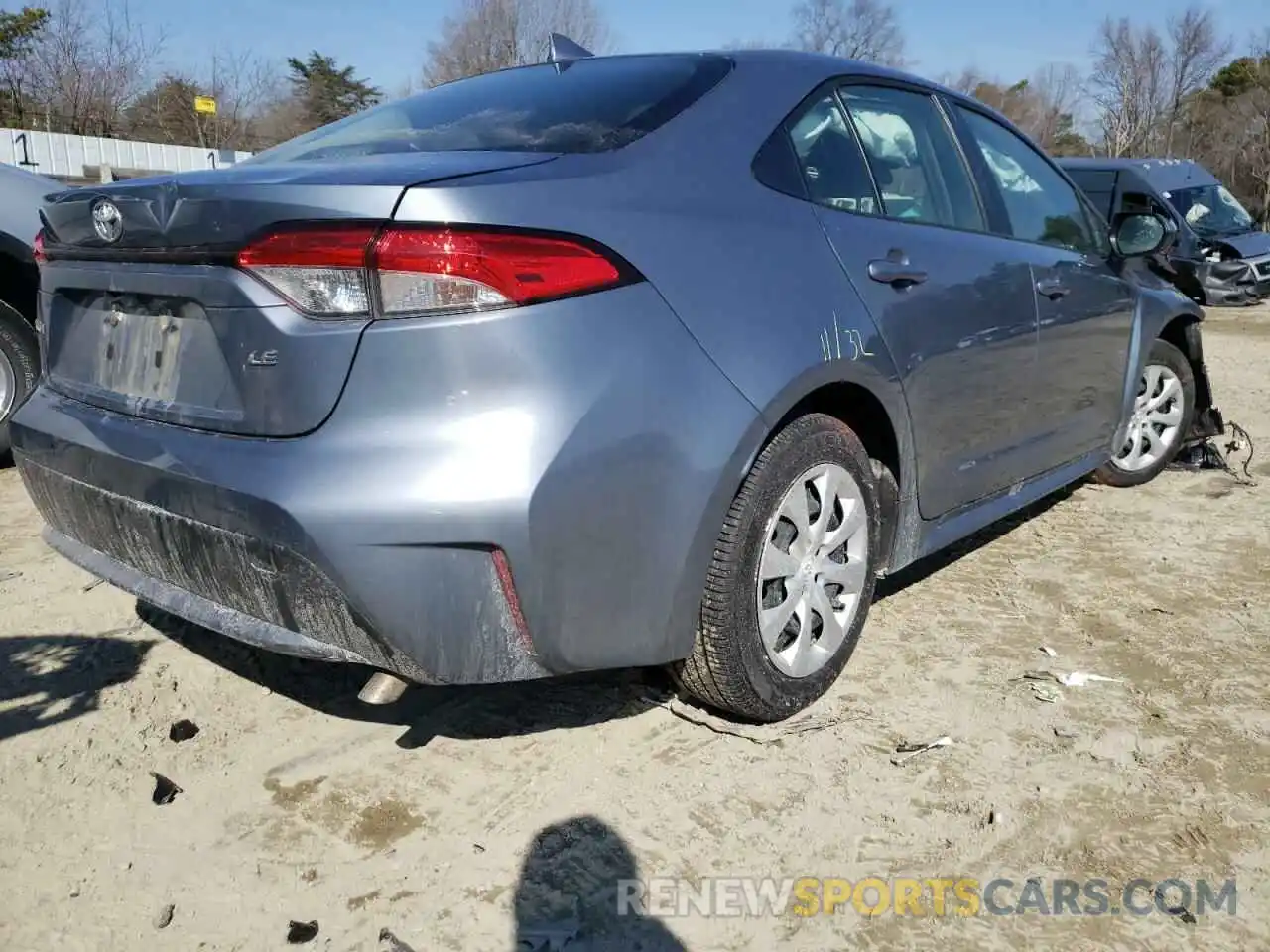 4 Photograph of a damaged car JTDEPMAE0MJ158289 TOYOTA COROLLA 2021