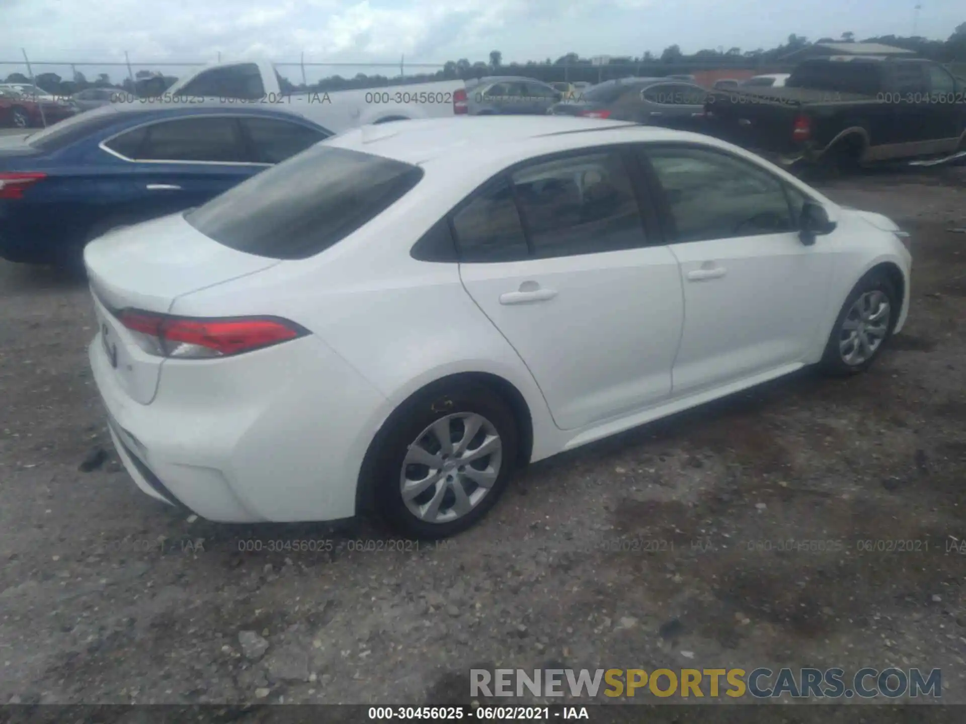 4 Photograph of a damaged car JTDEPMAE0MJ176596 TOYOTA COROLLA 2021