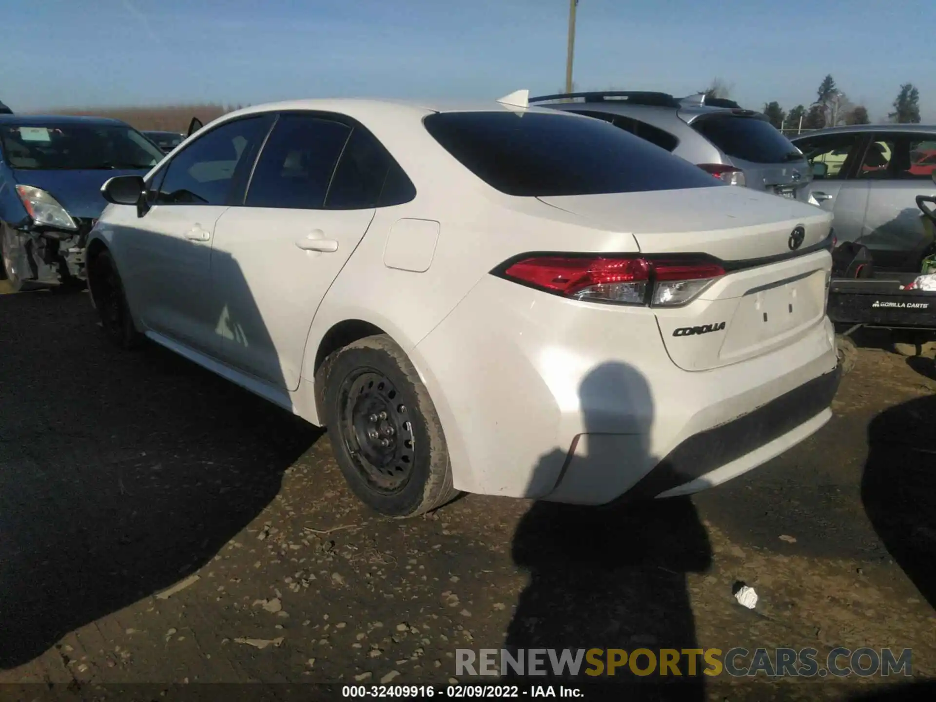 3 Photograph of a damaged car JTDEPMAE0MJ179160 TOYOTA COROLLA 2021