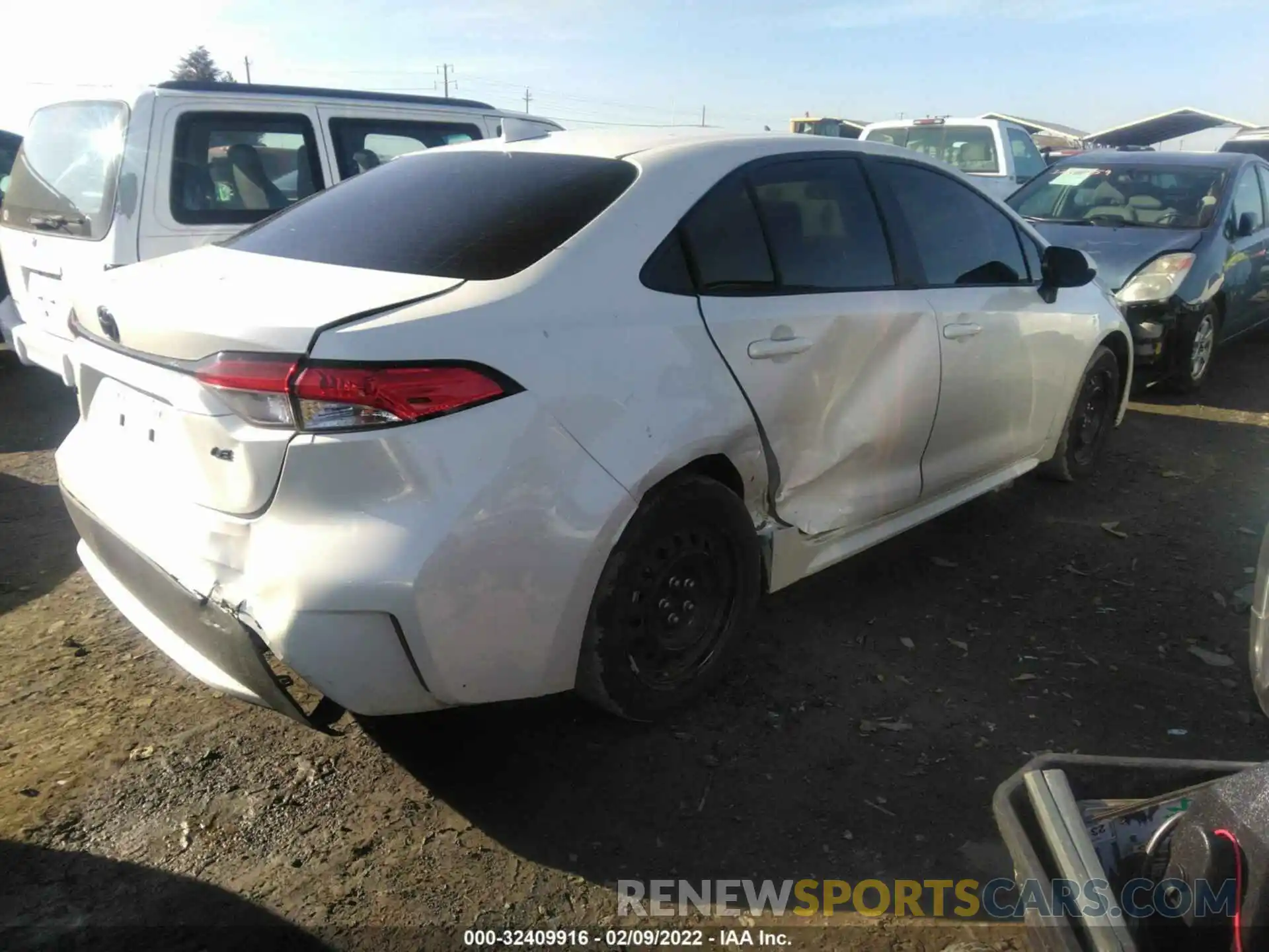 4 Photograph of a damaged car JTDEPMAE0MJ179160 TOYOTA COROLLA 2021