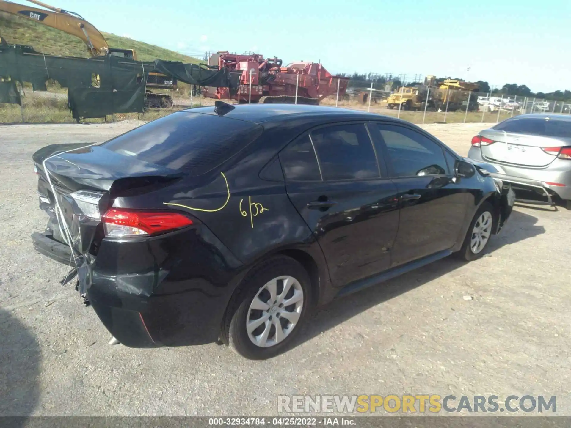 4 Photograph of a damaged car JTDEPMAE0MJ179448 TOYOTA COROLLA 2021