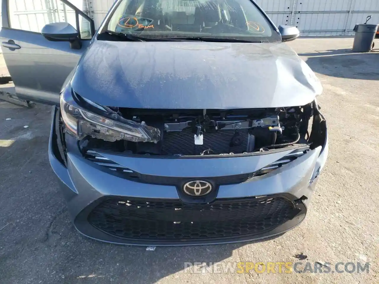 9 Photograph of a damaged car JTDEPMAE0MJ182592 TOYOTA COROLLA 2021