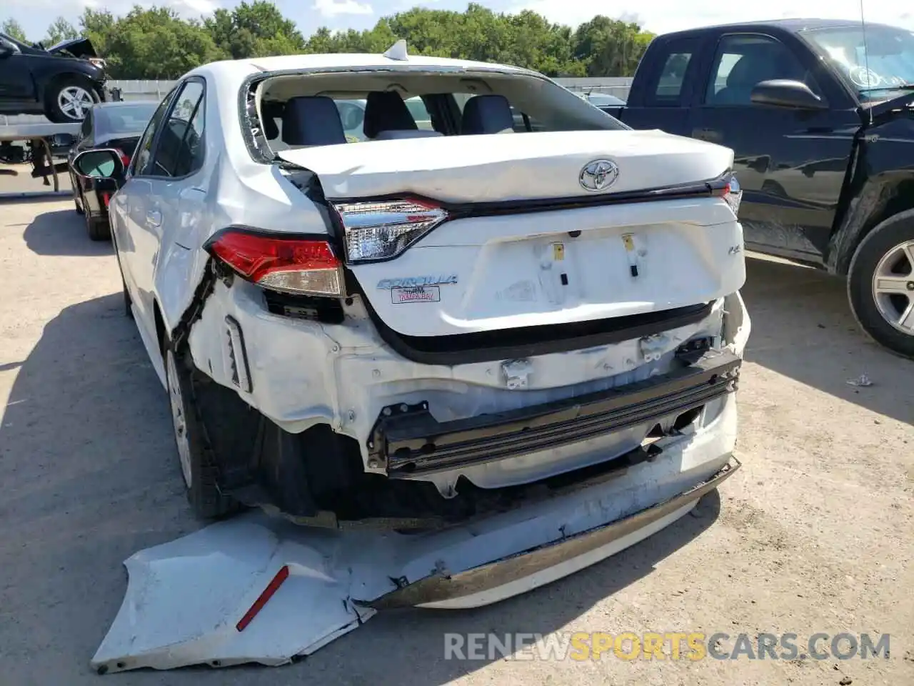 9 Photograph of a damaged car JTDEPMAE0MJ183306 TOYOTA COROLLA 2021