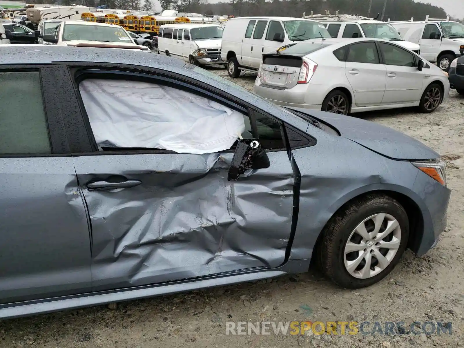 9 Photograph of a damaged car JTDEPMAE1MJ125043 TOYOTA COROLLA 2021