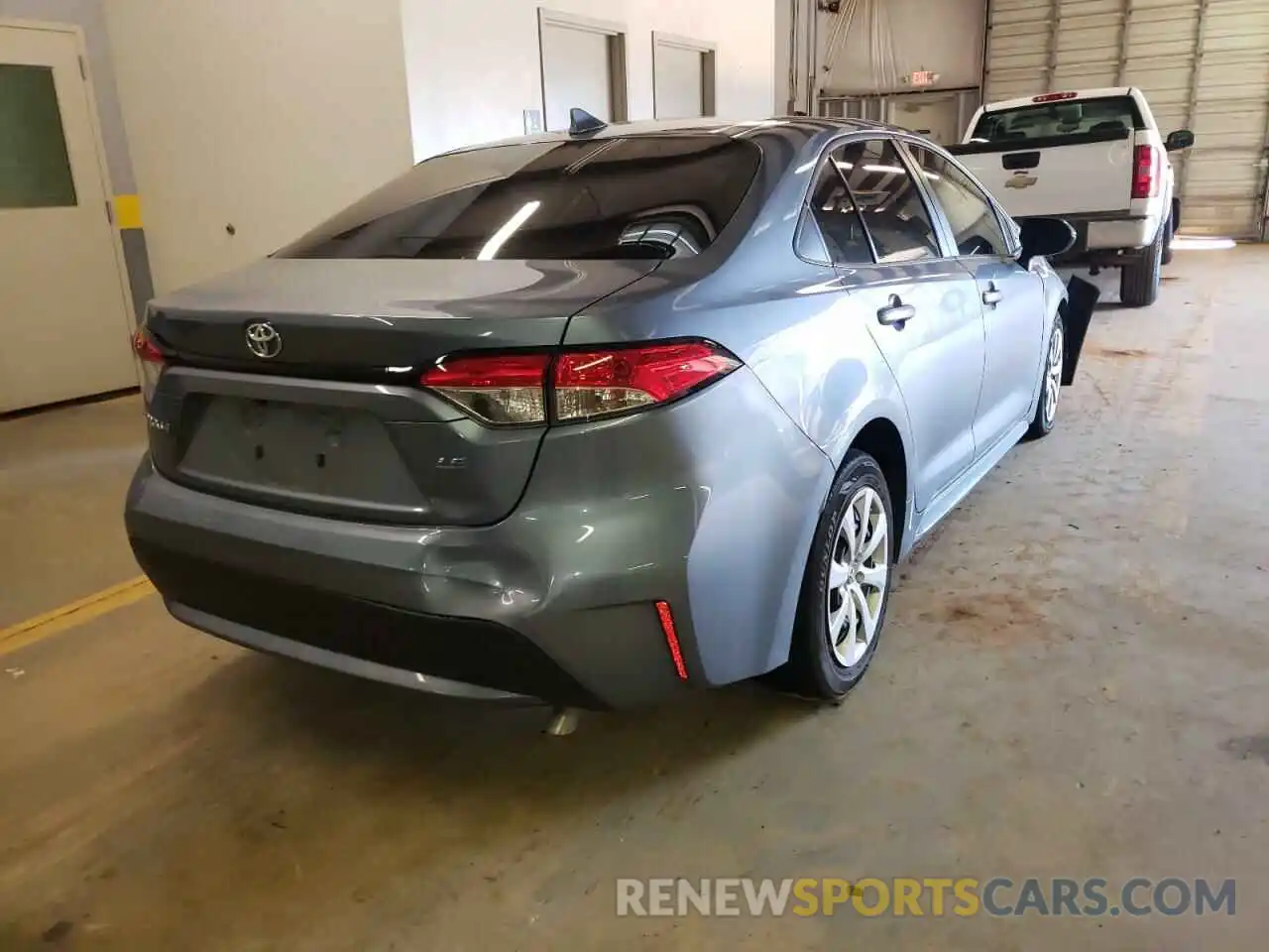 4 Photograph of a damaged car JTDEPMAE1MJ125057 TOYOTA COROLLA 2021